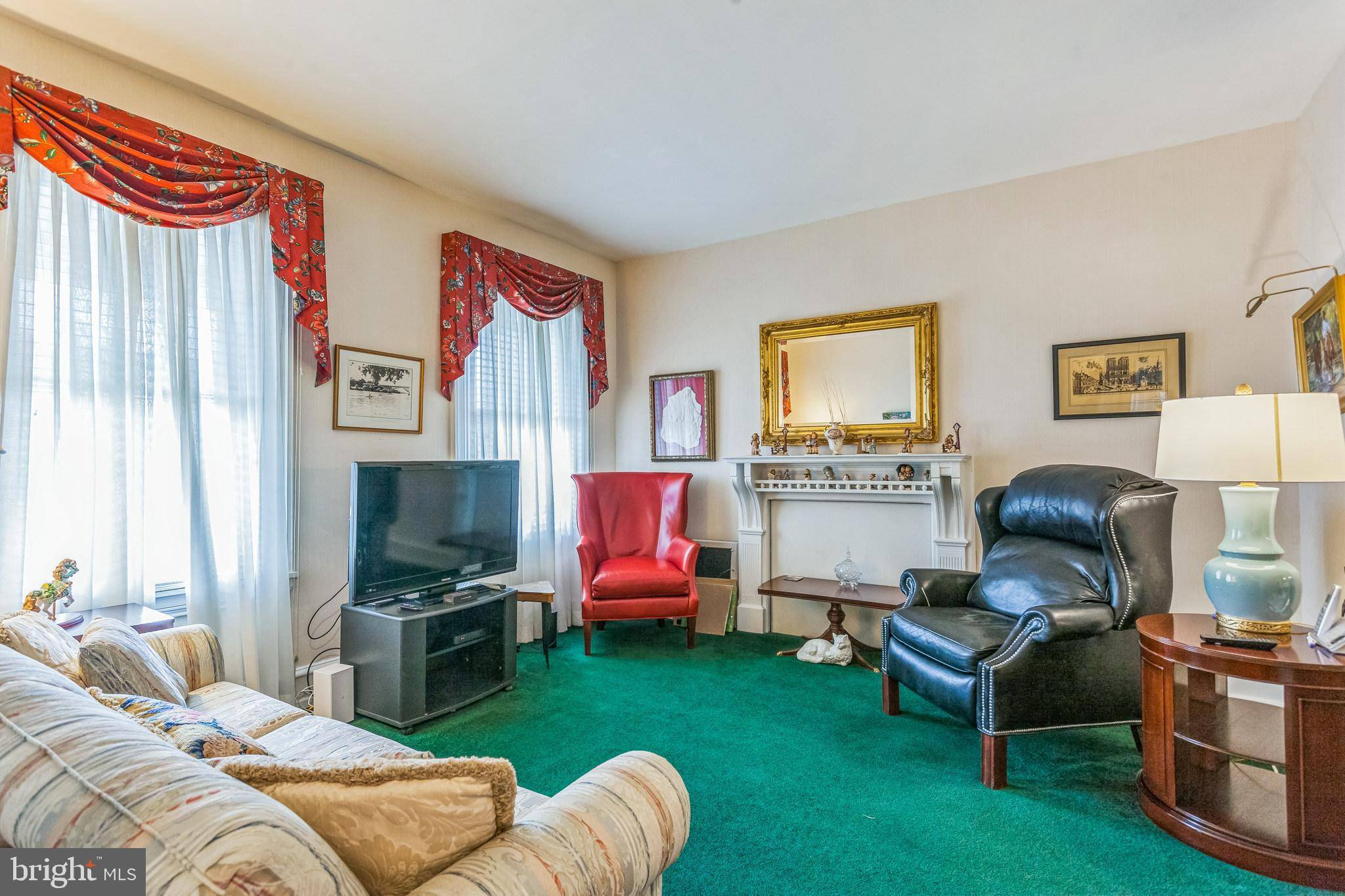 Philadelphia, PA 19128,432 SEVILLE ST