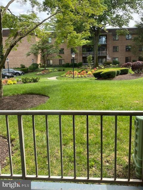 Narberth, PA 19072,1640 OAKWOOD DR #W120