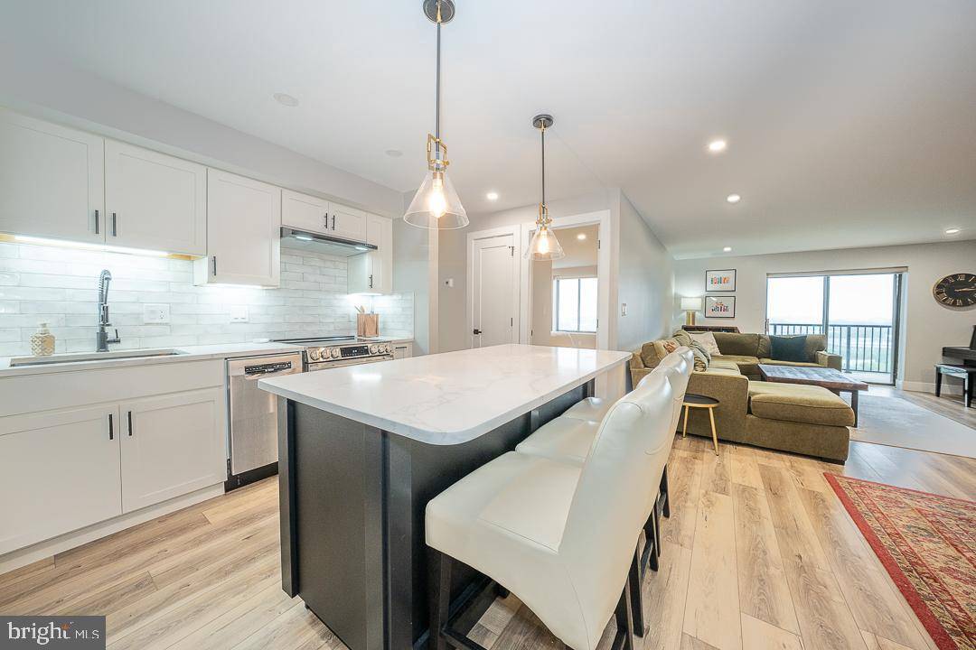 King Of Prussia, PA 19406,11309 VALLEY FORGE CIR #1309