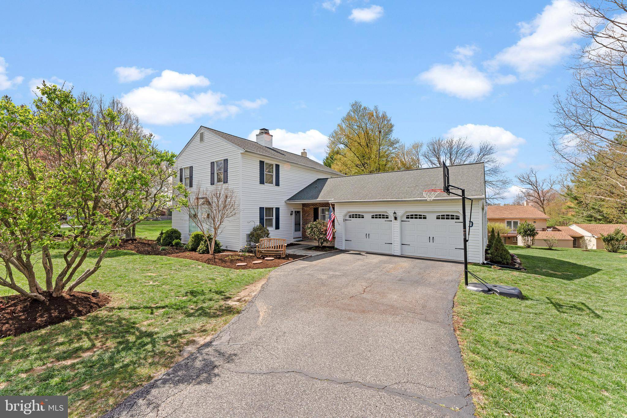 West Chester, PA 19382,919 THORNE DR