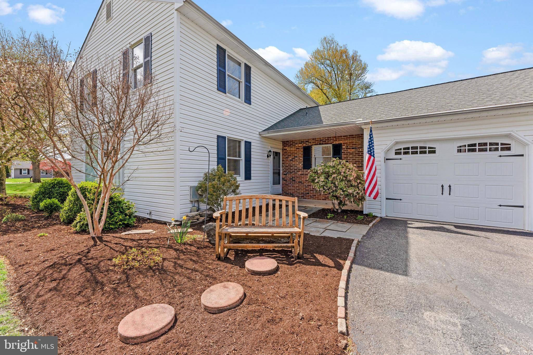 West Chester, PA 19382,919 THORNE DR