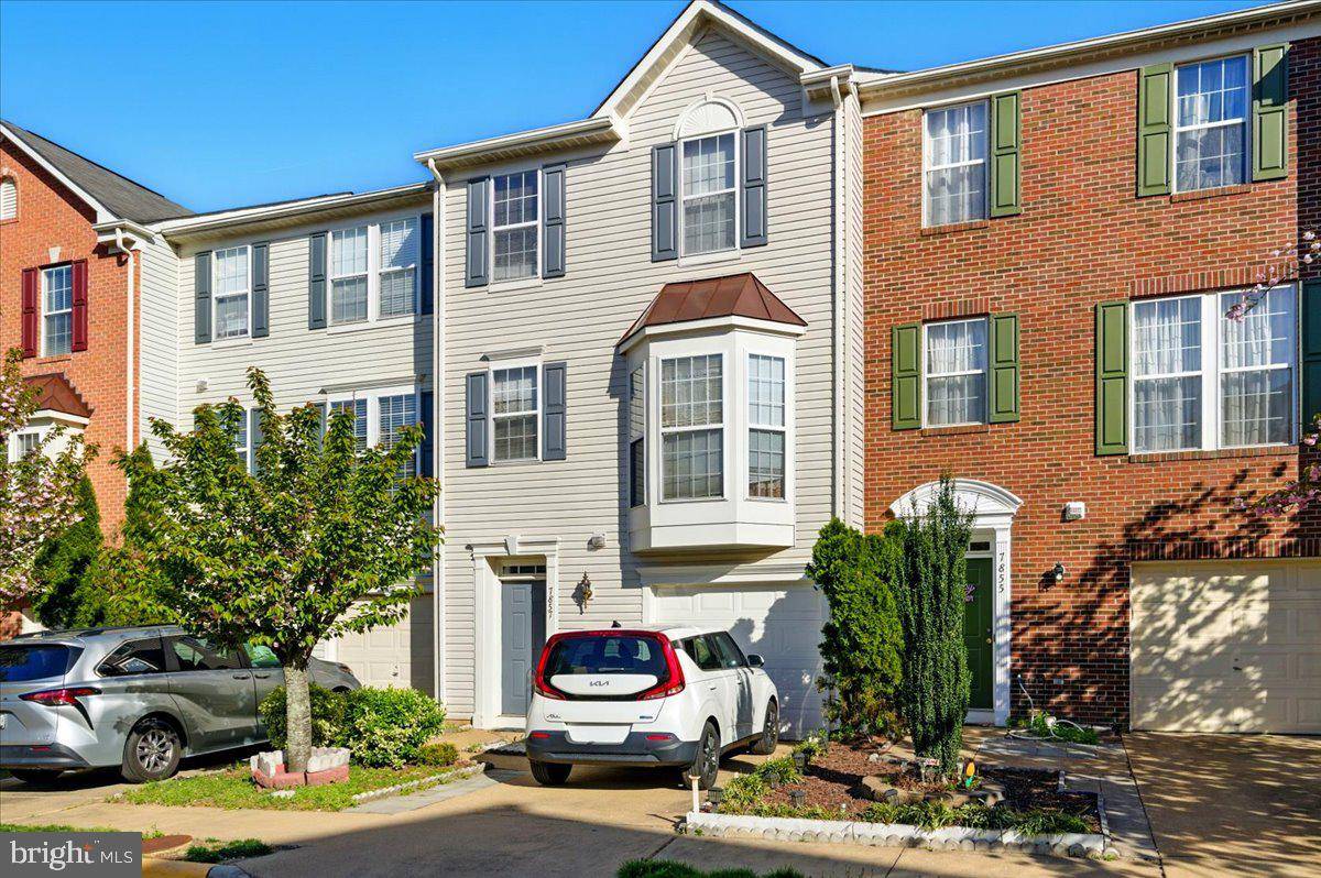 Lorton, VA 22079,7857 DOGUE INDIAN CIR