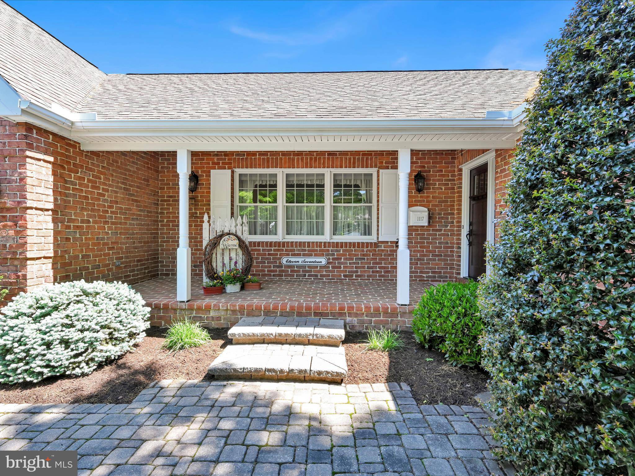 Ephrata, PA 17522,1117 MARILYN AVE