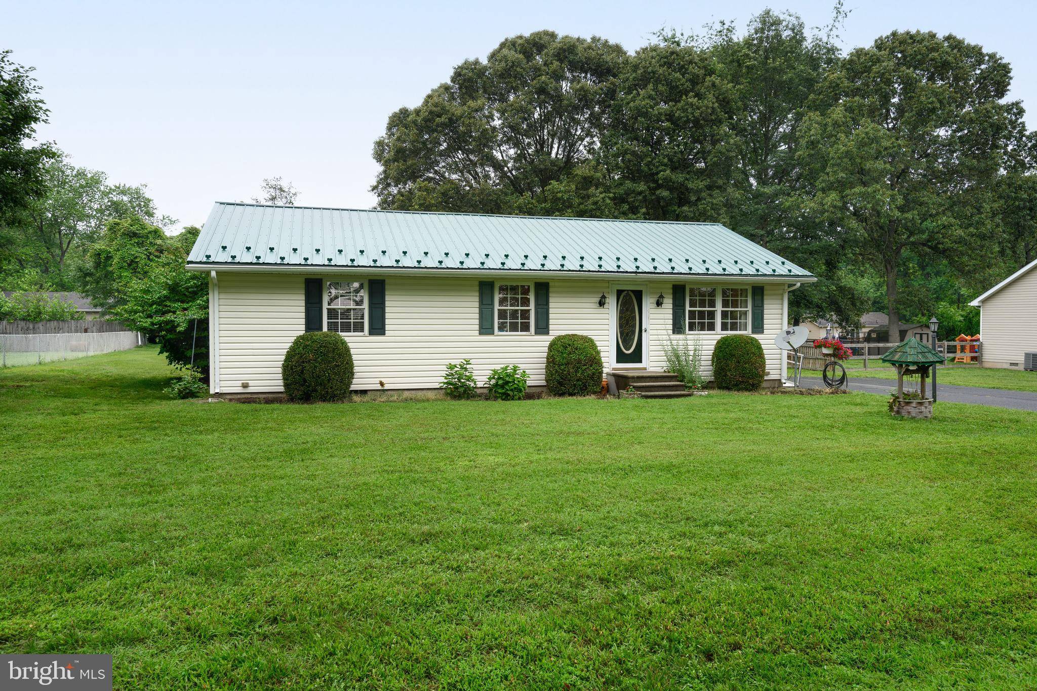 Chestertown, MD 21620,925 ROUND TOP RD