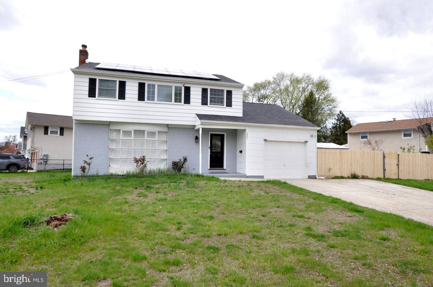 Edgewater Park, NJ 08010,207 N ARTHUR DR