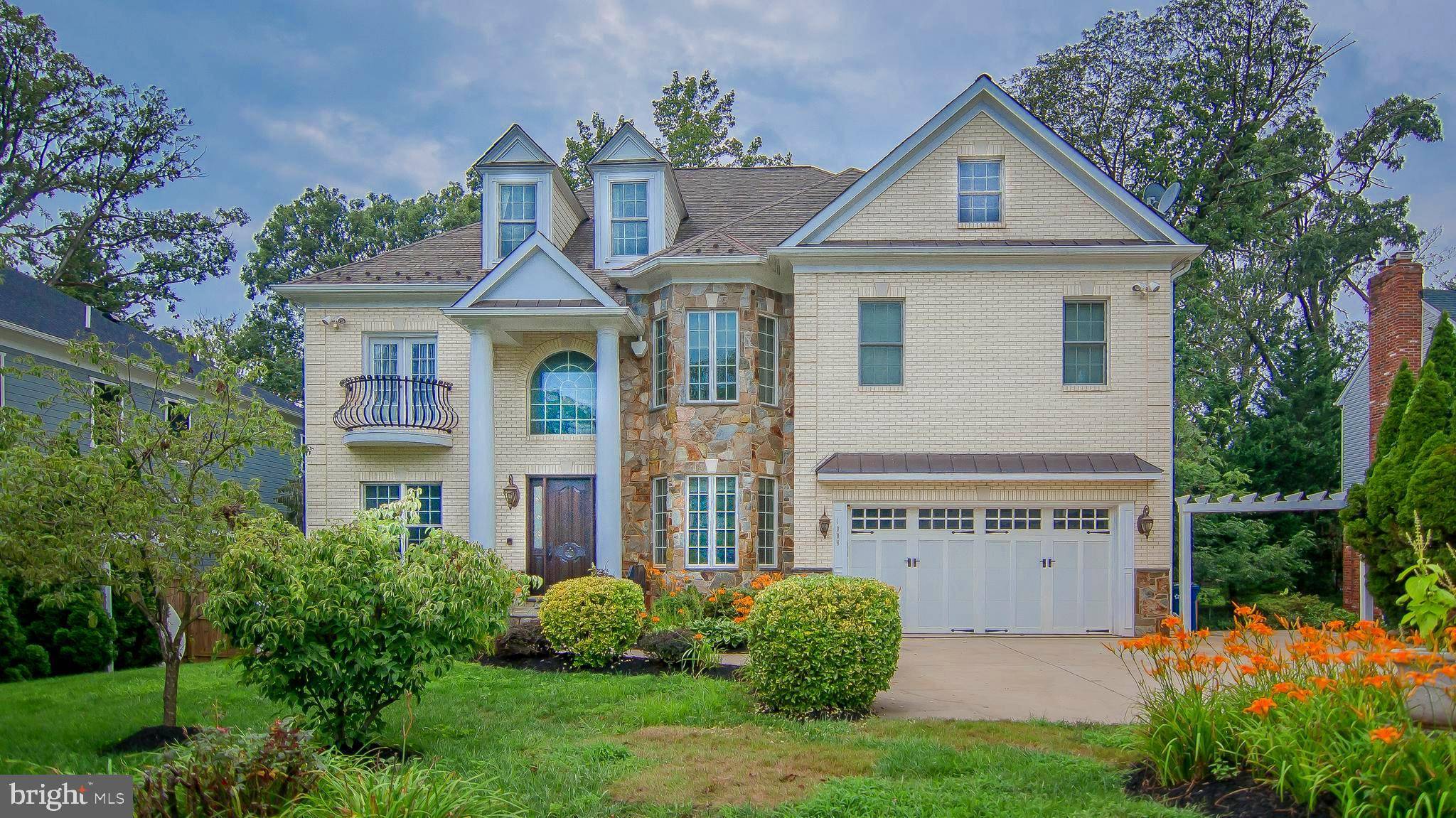 Mclean, VA 22101,1906 DALMATION DR