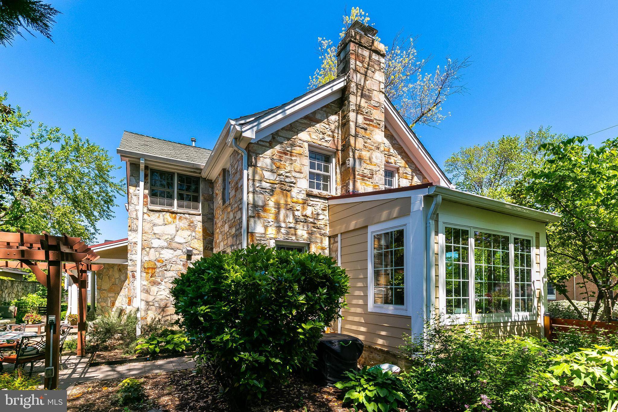 Alexandria, VA 22302,2400 PAGE TERRACE