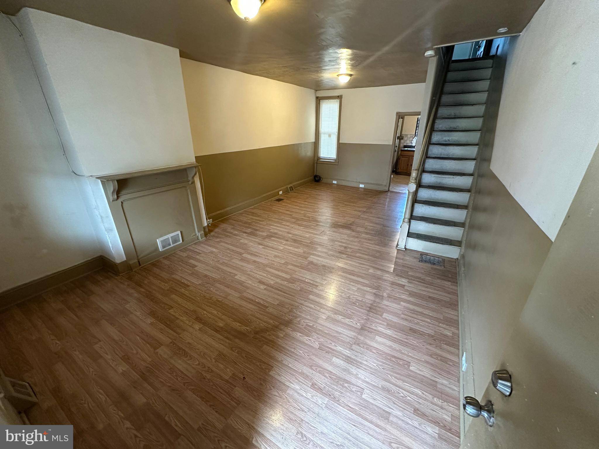Philadelphia, PA 19142,6148 UPLAND ST