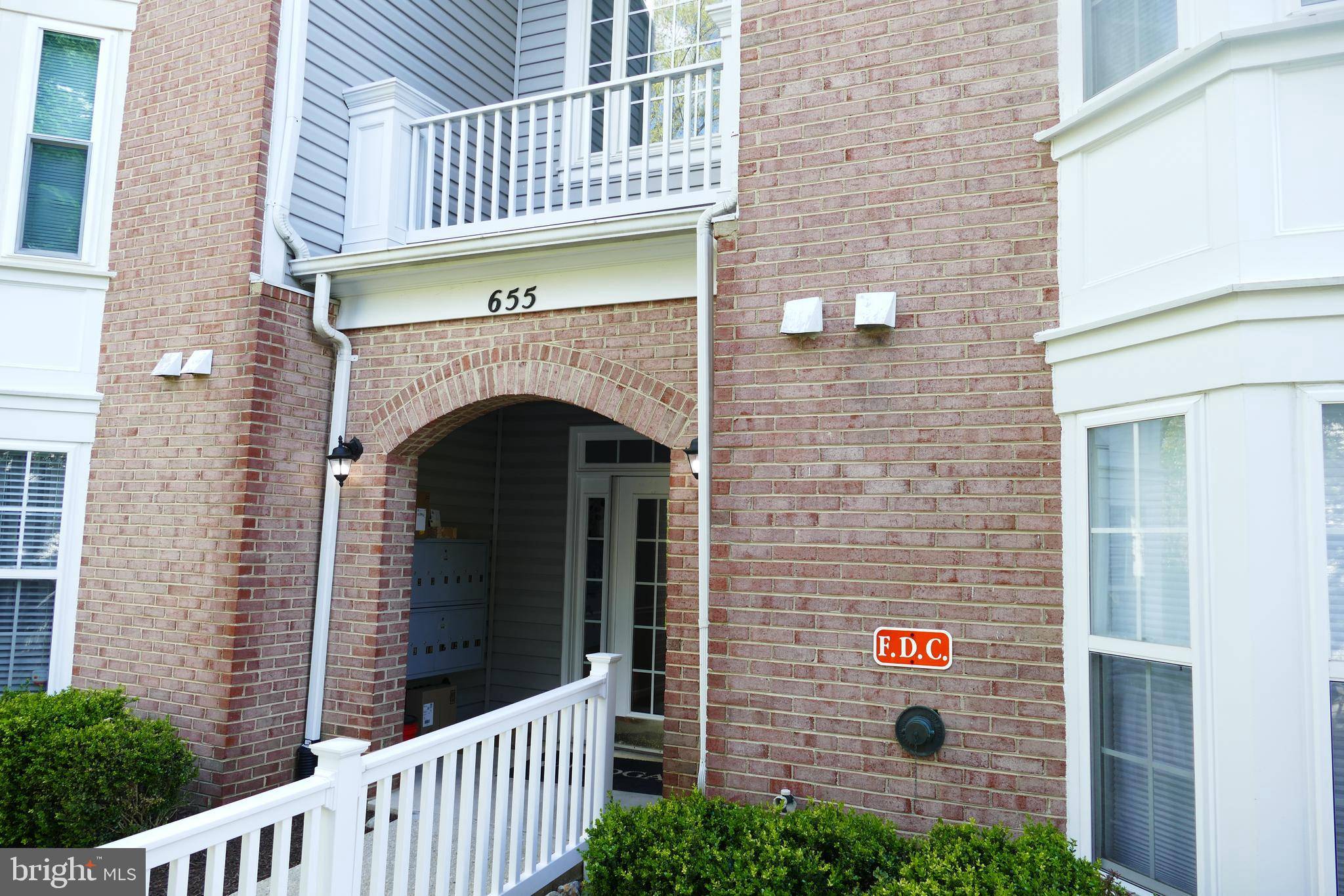 Annapolis, MD 21401,655 BURTONS COVE WAY #11