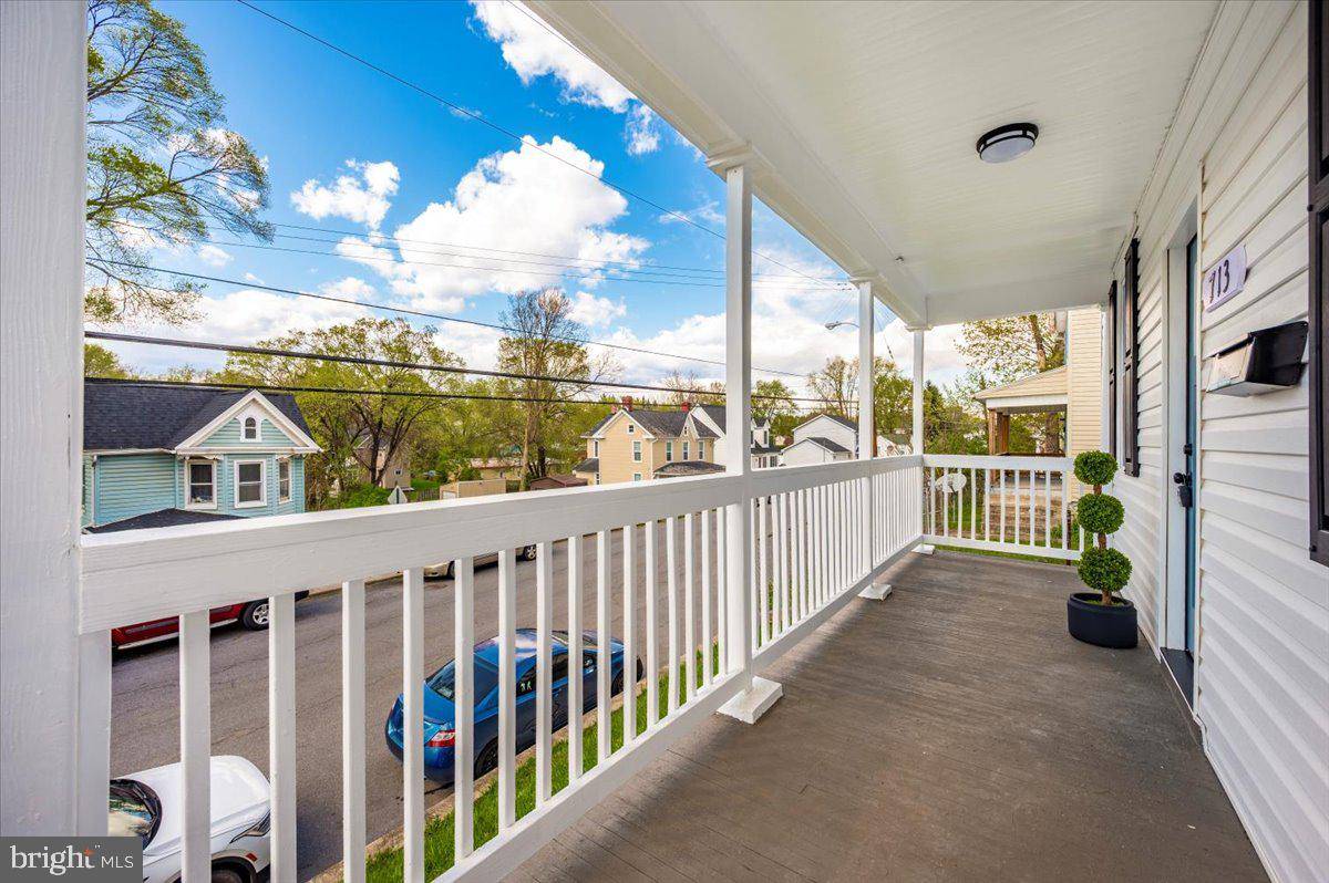 Martinsburg, WV 25404,713 3RD ST