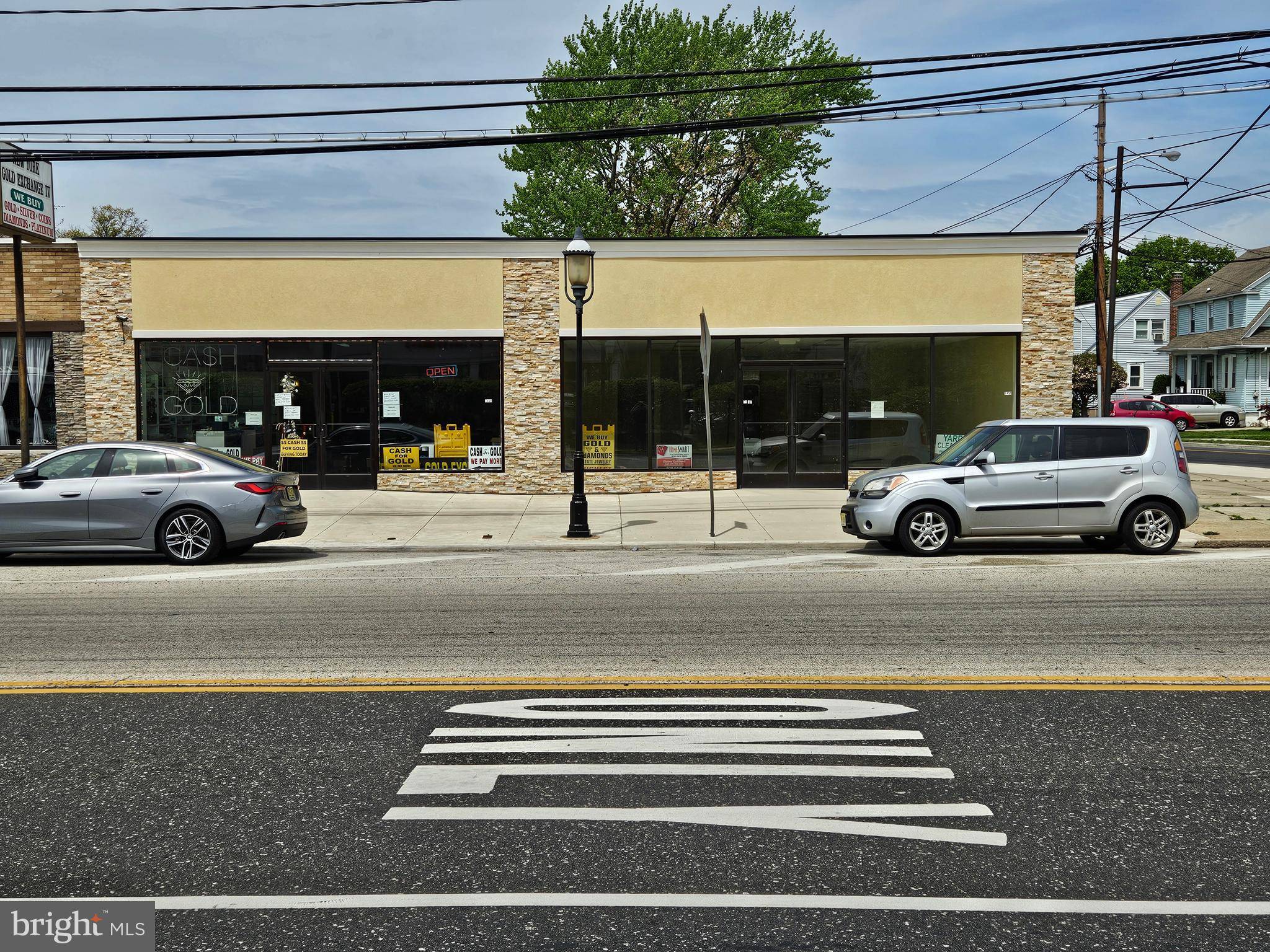 Pennsauken, NJ 08109,7455 MAPLE AVE
