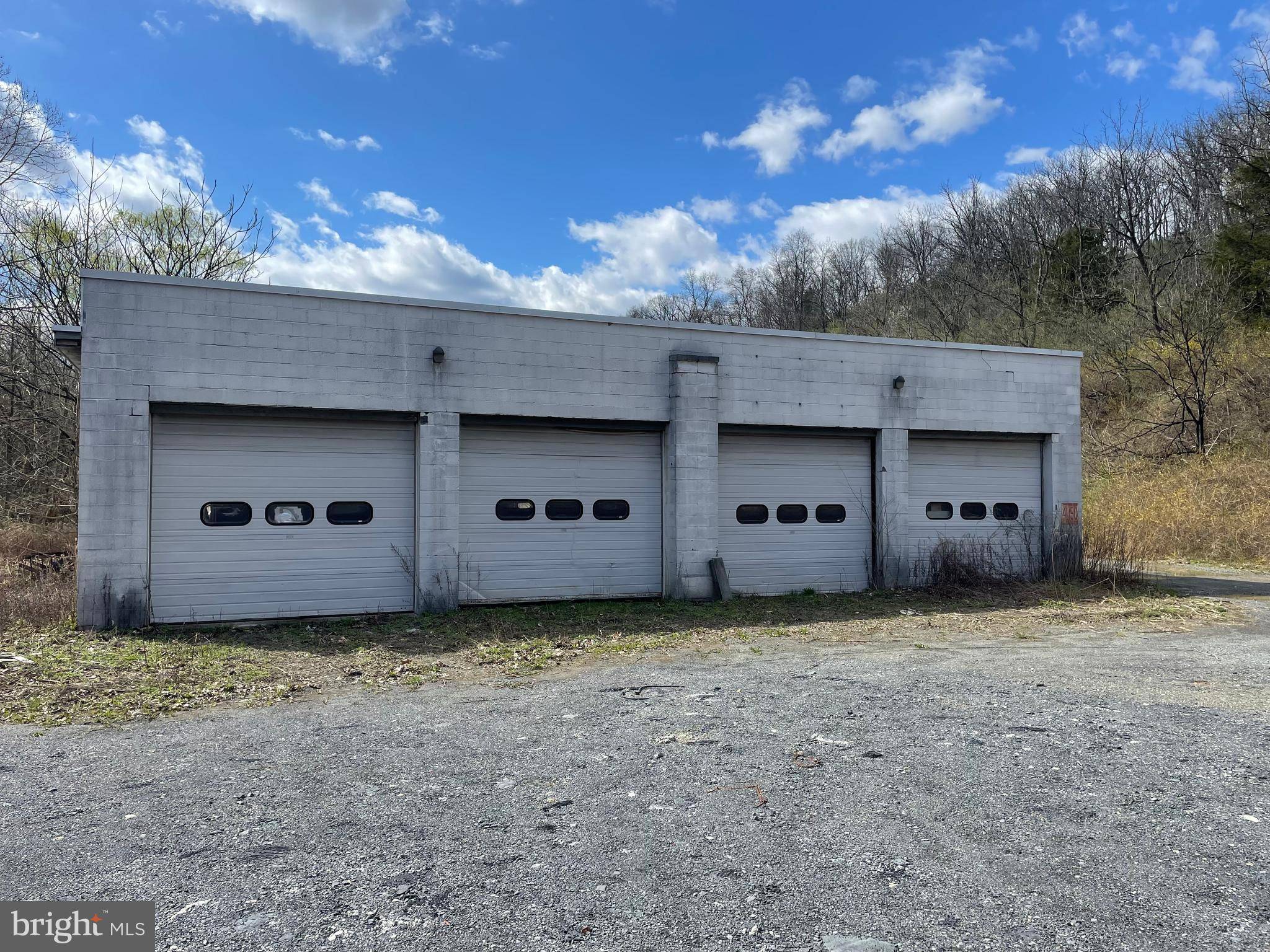 Kutztown, PA 19530,181 N KEMP RD