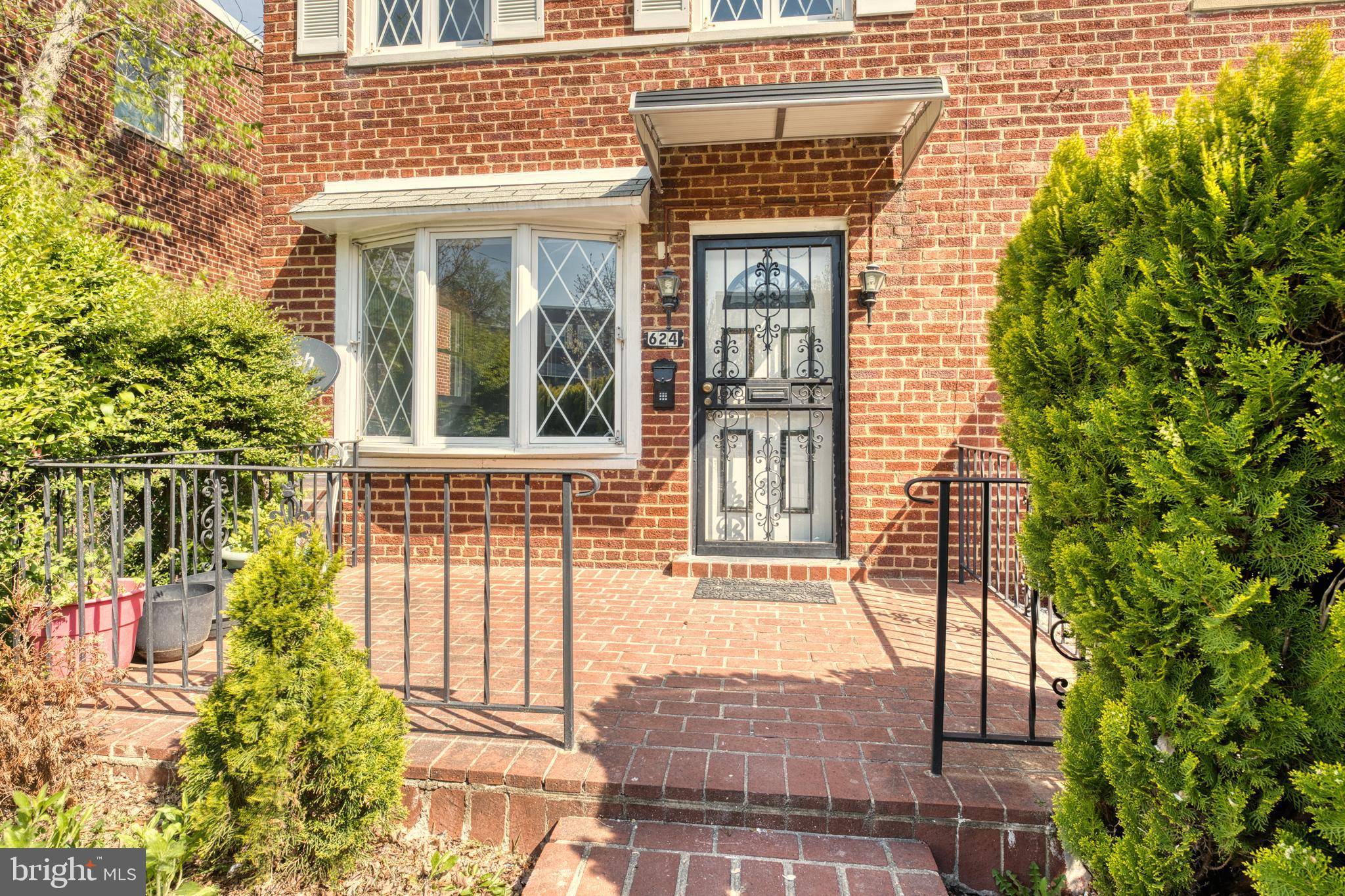Washington, DC 20011,624 JEFFERSON ST NE