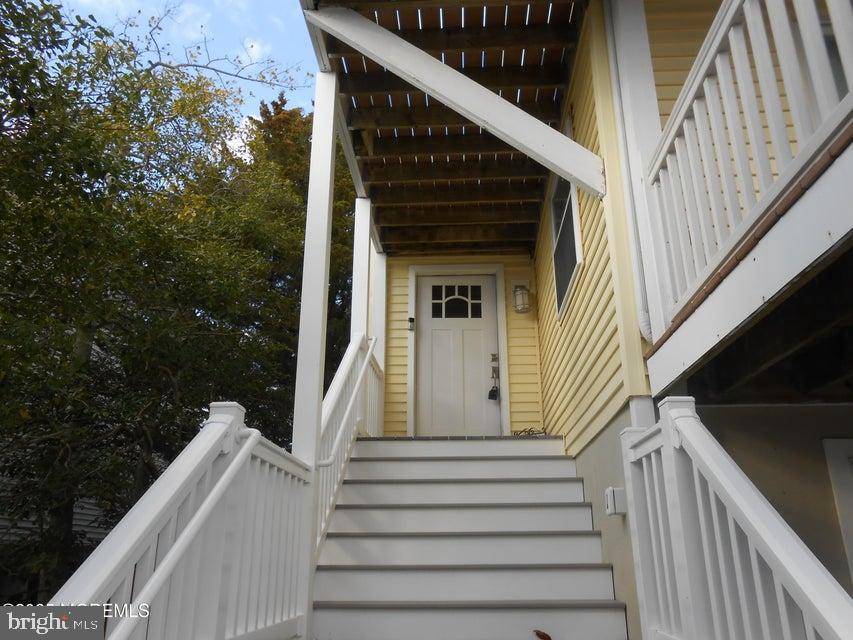 Barnegat Light, NJ 08006,4 EAST 20TH ST
