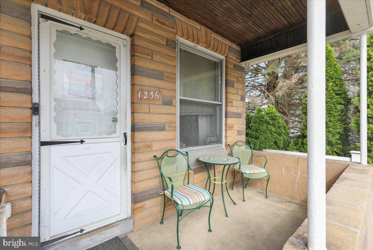 Reading, PA 19601,1236 CARBON ST