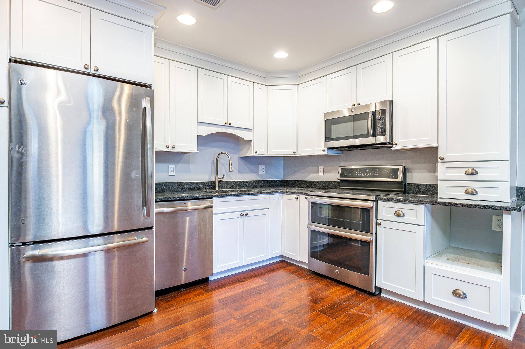 Arlington, VA 22201,4103 11TH PL N