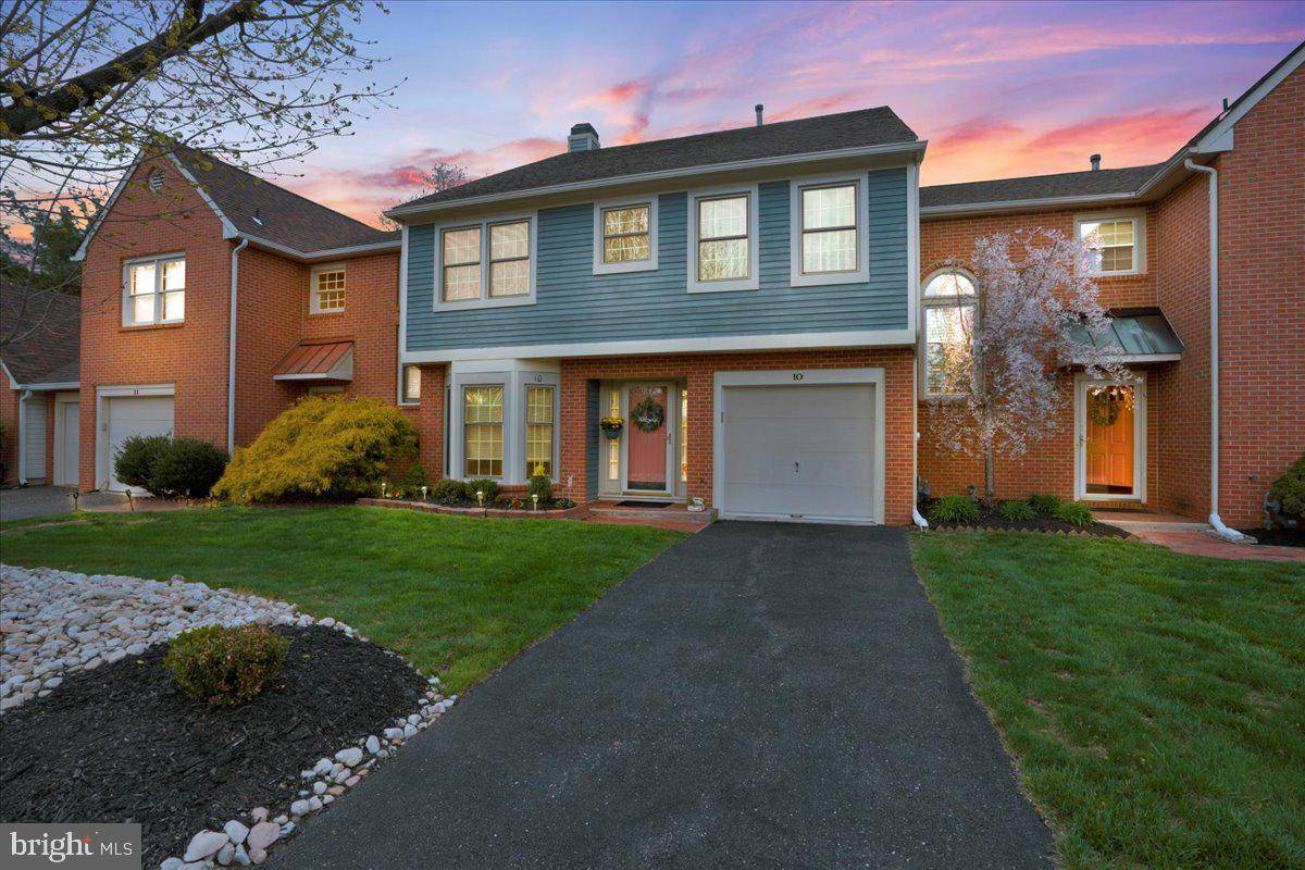 Medford, NJ 08055,10 WILTSIRE CT