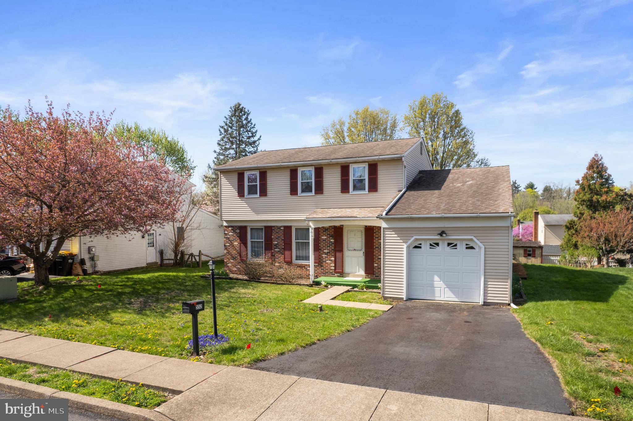 Harleysville, PA 19438,552 PIONEER CIR