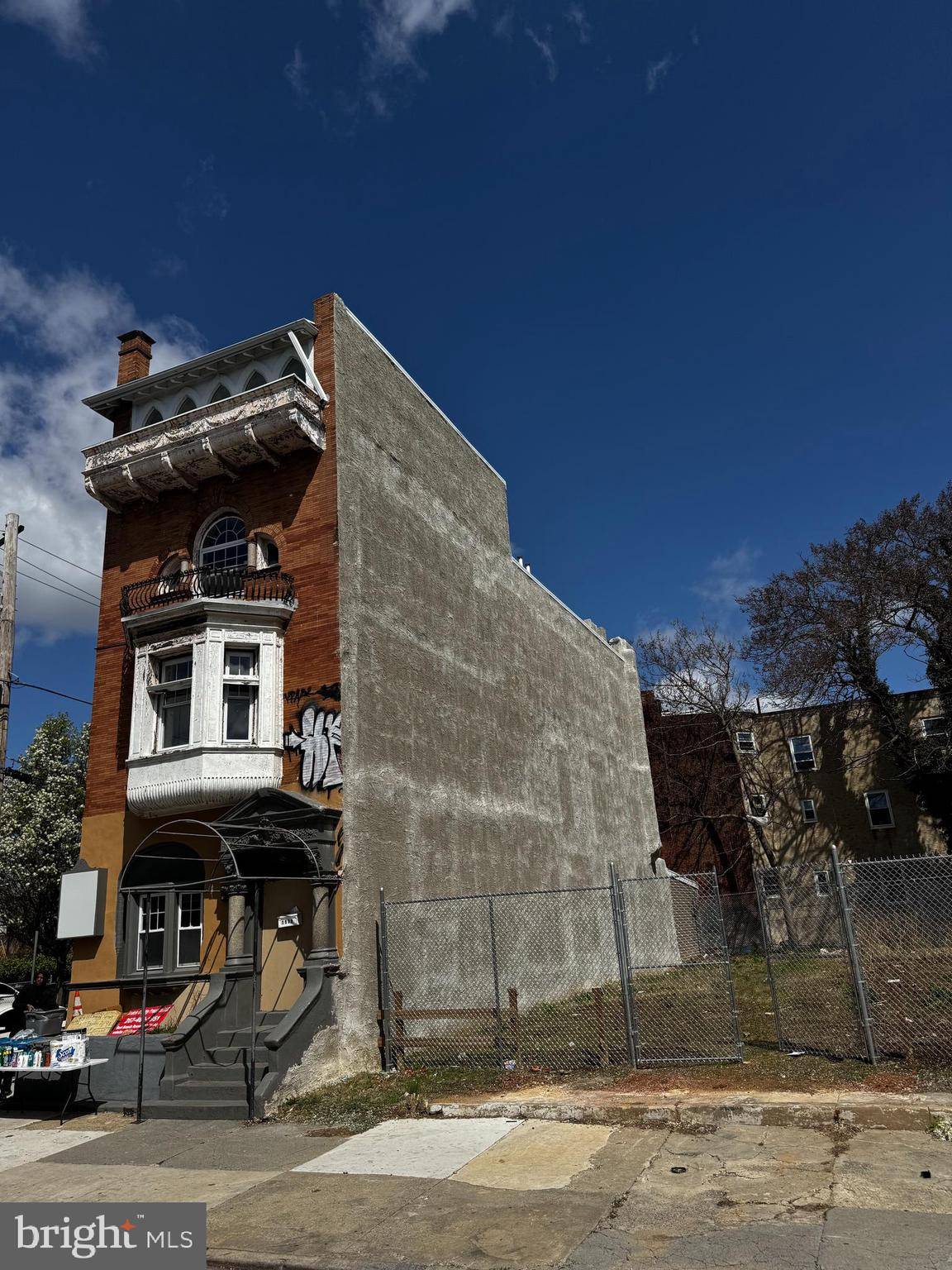 Philadelphia, PA 19121,1935-37 W DIAMOND ST