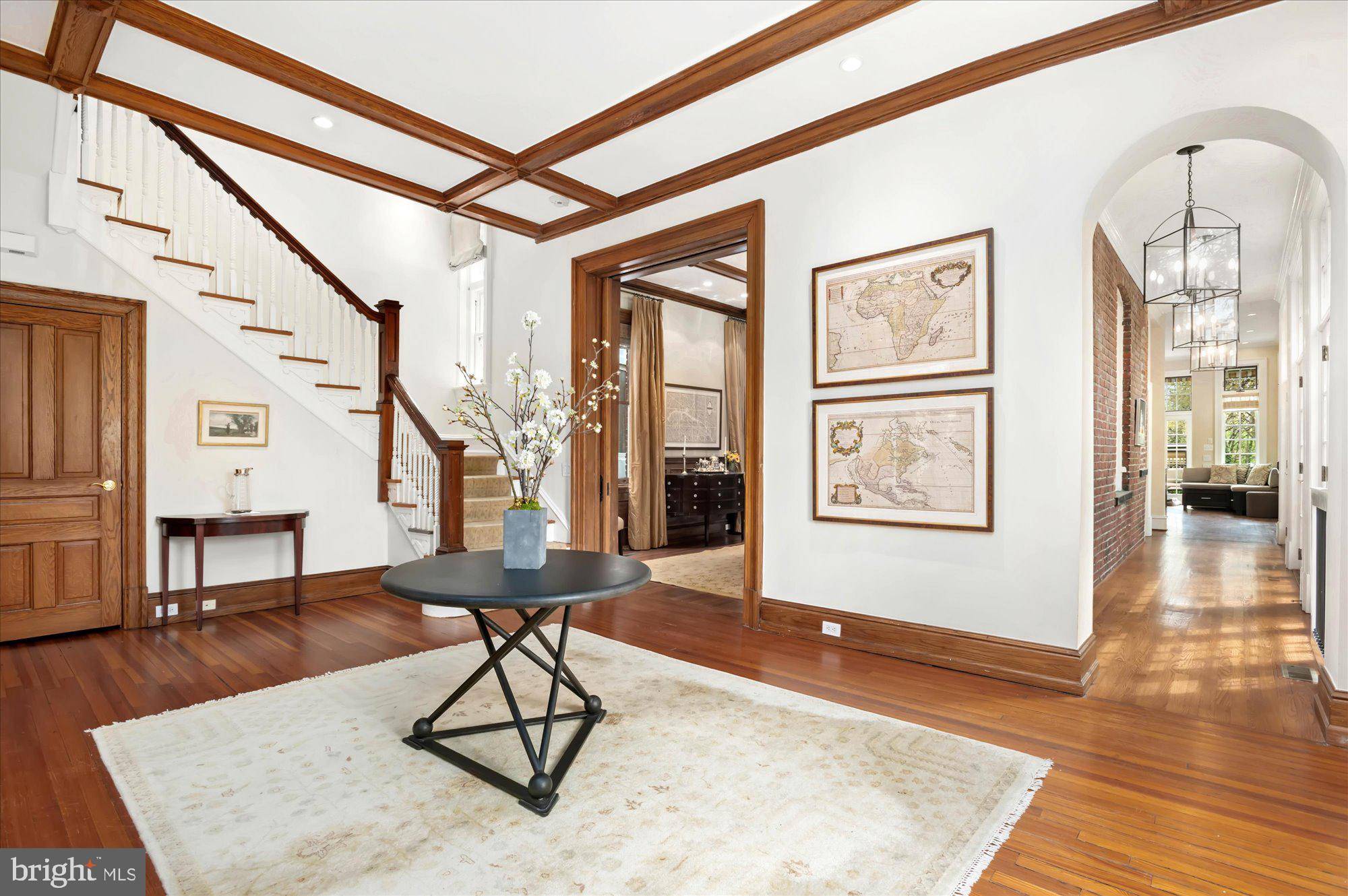 Washington, DC 20008,2238 Q ST NW