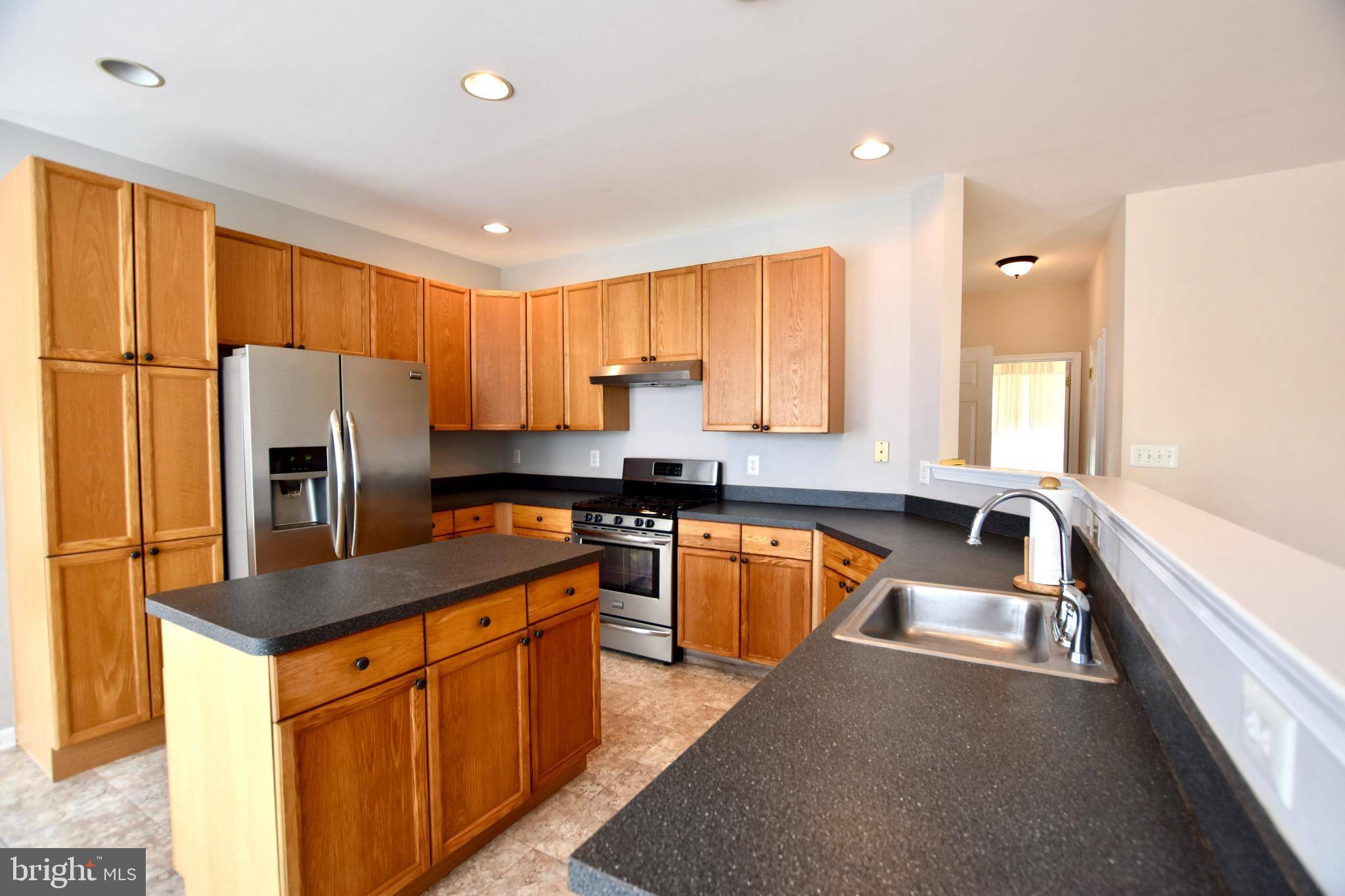 Sicklerville, NJ 08081,8 ASTER DR