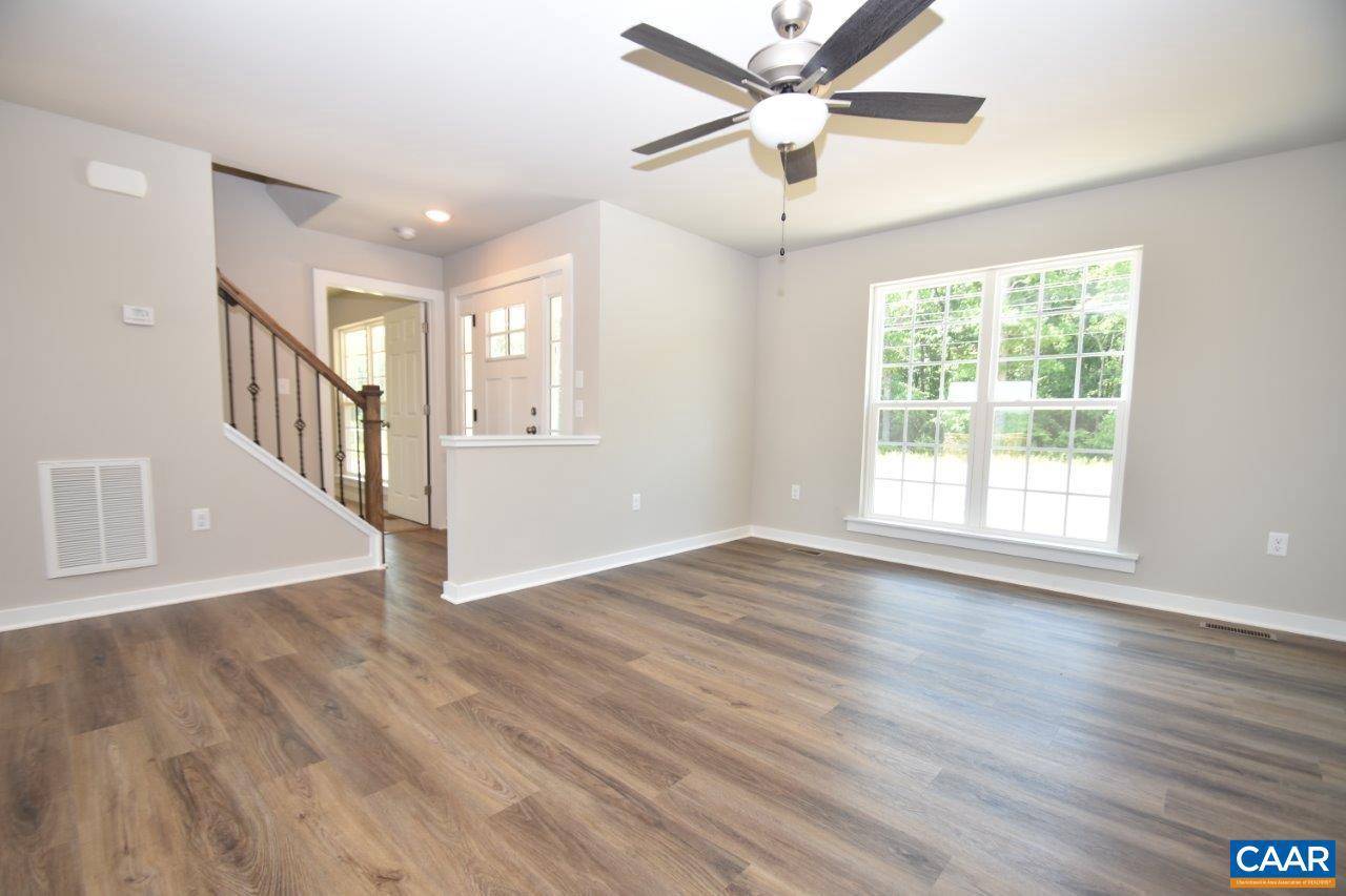 Louisa, VA 23093,46 MARTIN VILLAGE RD #16C MV