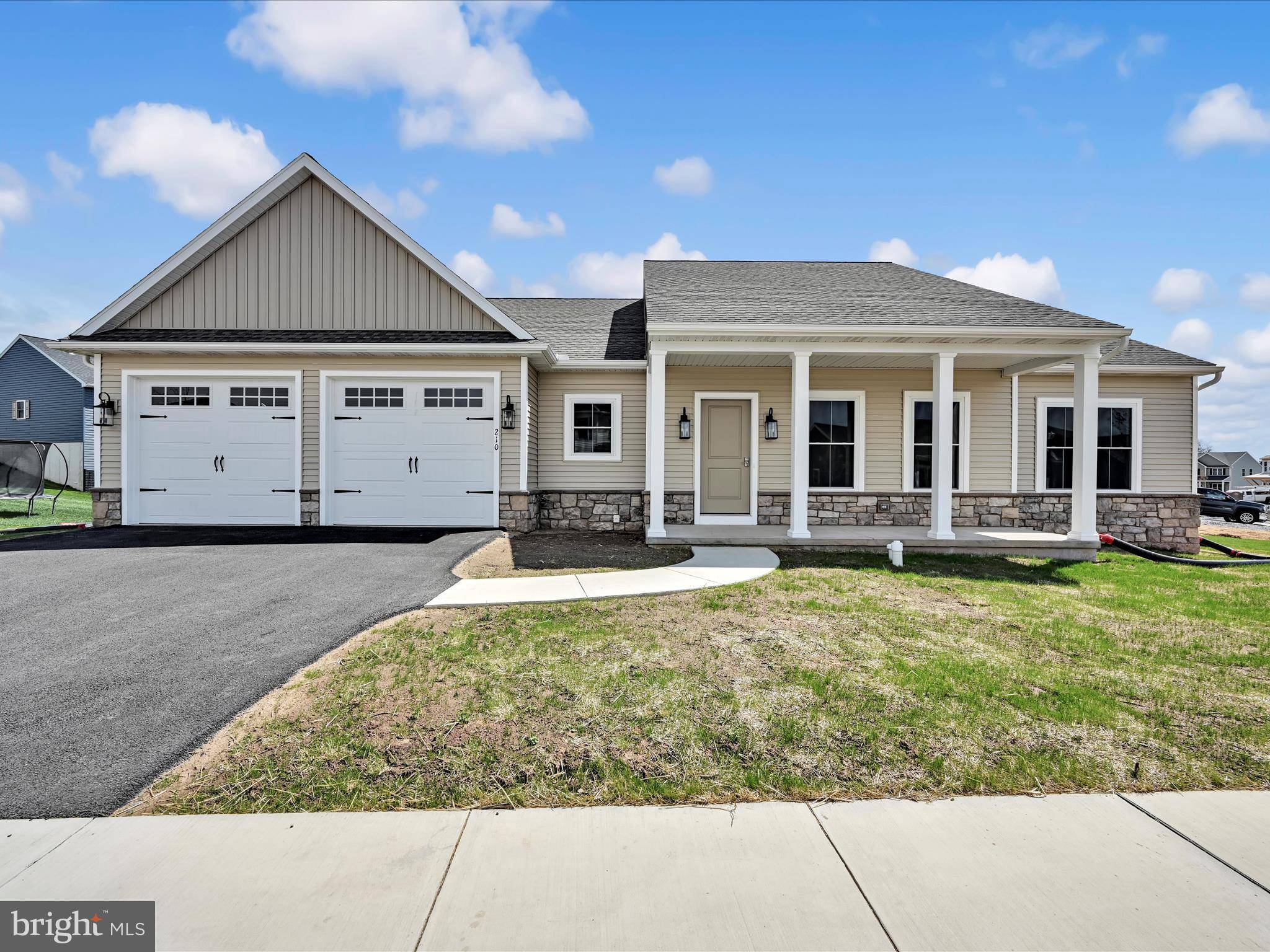 Elizabethtown, PA 17022,210 RANDOLPH DR