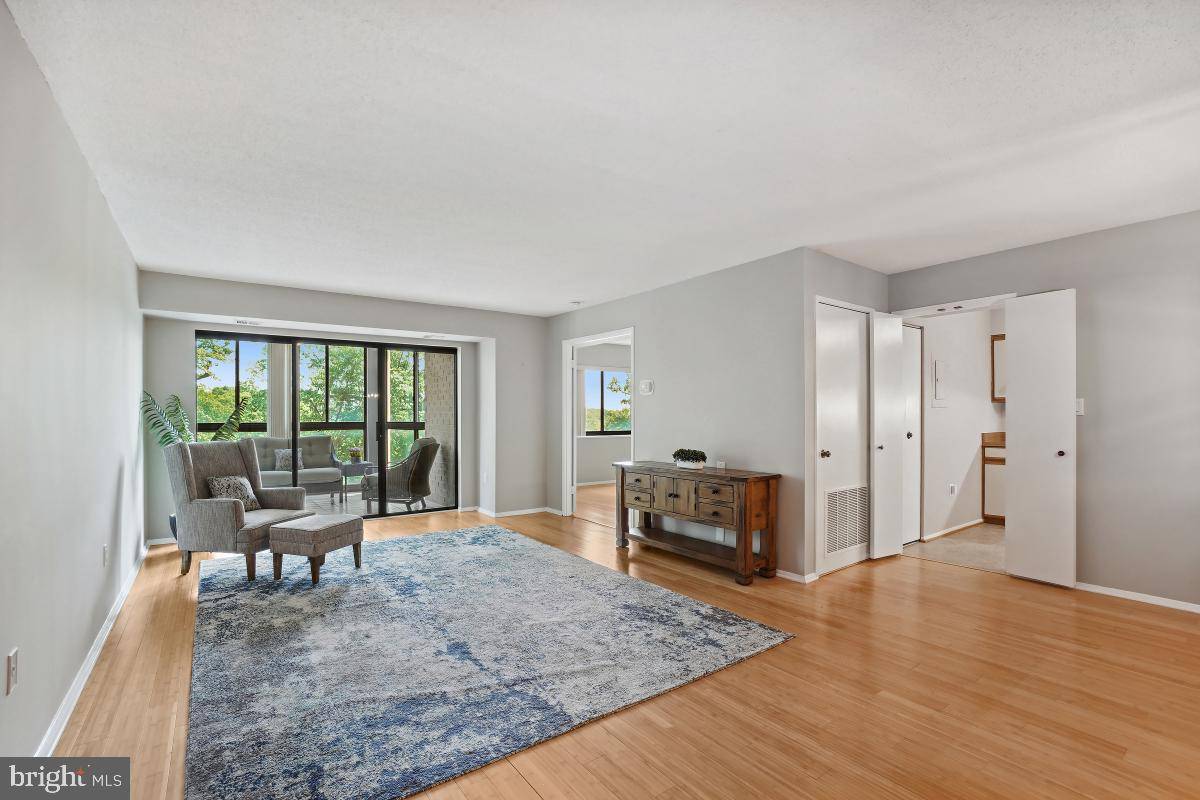Silver Spring, MD 20906,15100 INTERLACHEN DR #4-522