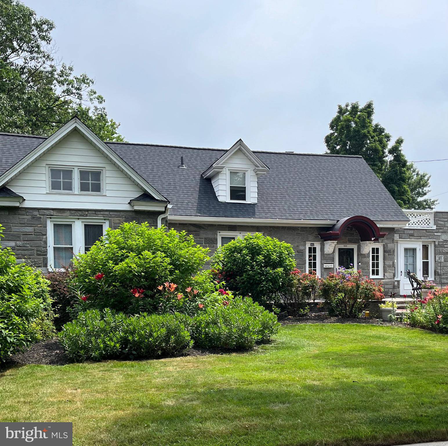 Collingswood, NJ 08108,562 GRANT AVE