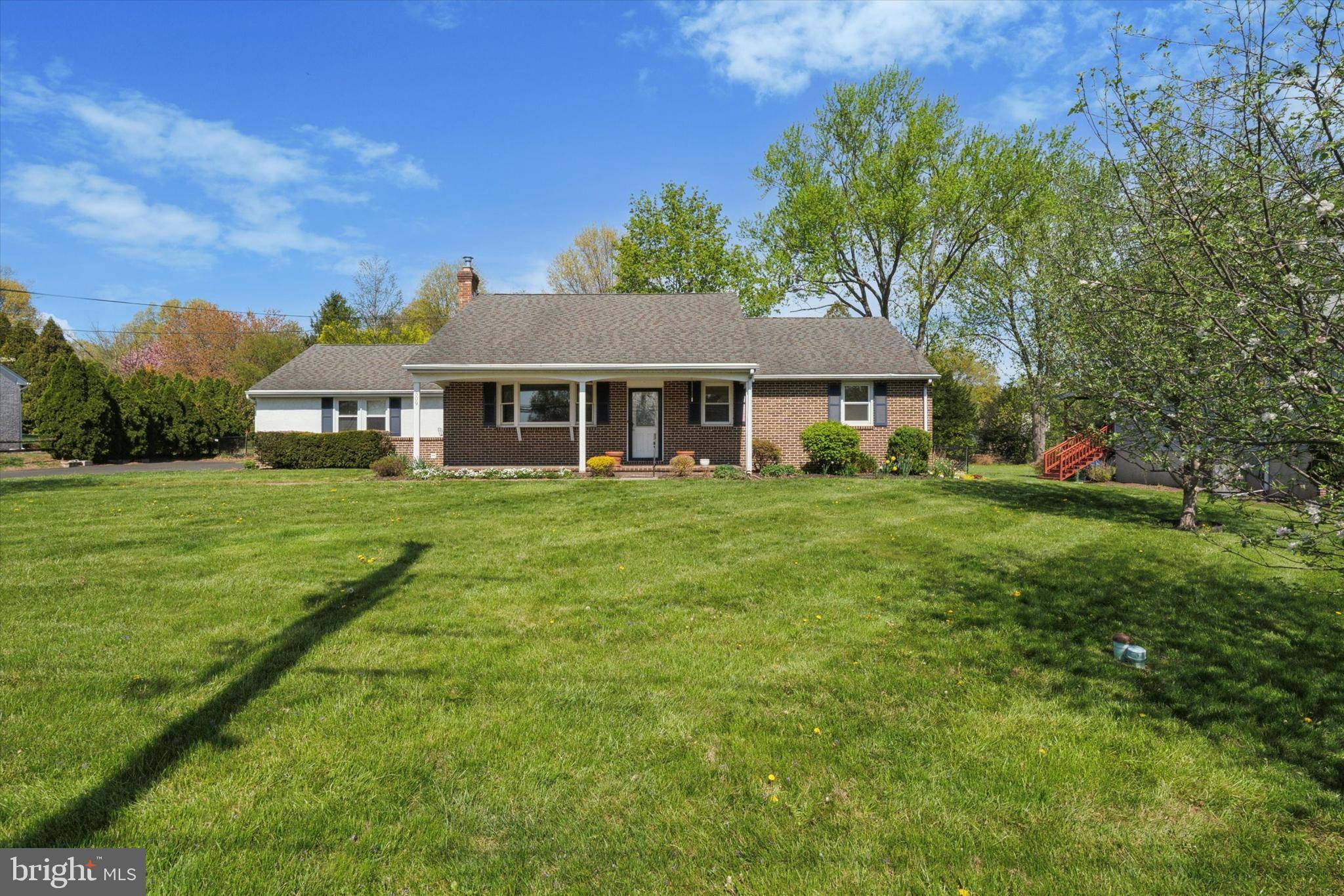 Royersford, PA 19468,509 VAUGHN RD