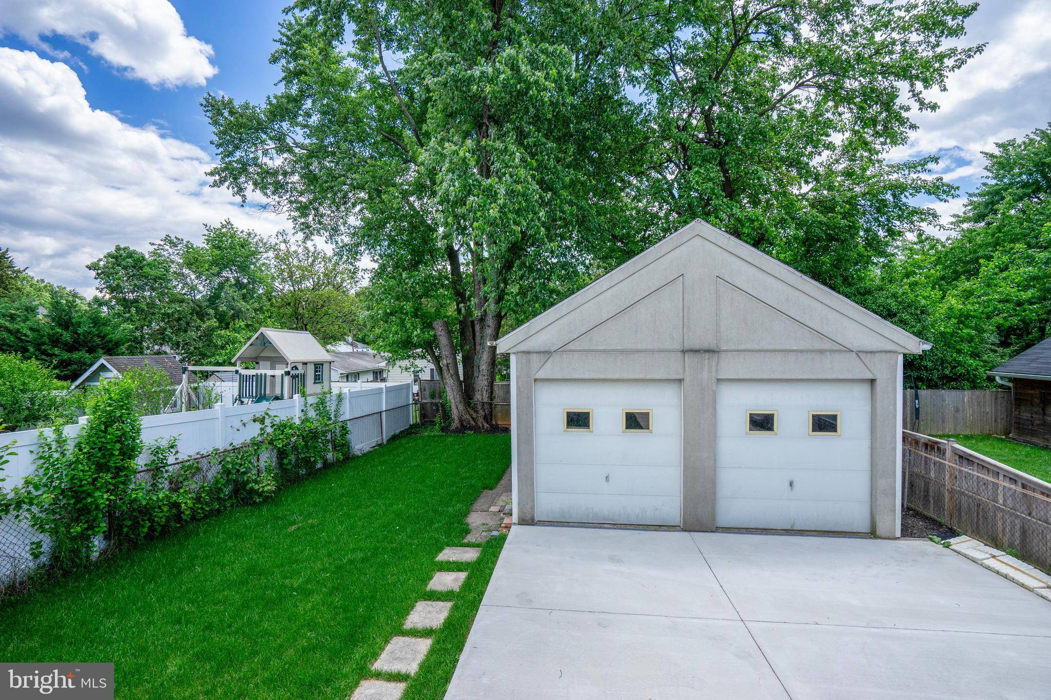 Arlington, VA 22205,5634 6TH ST N