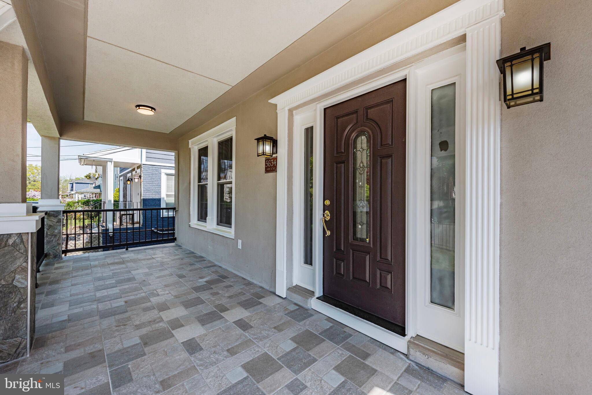 Arlington, VA 22205,5634 6TH ST N