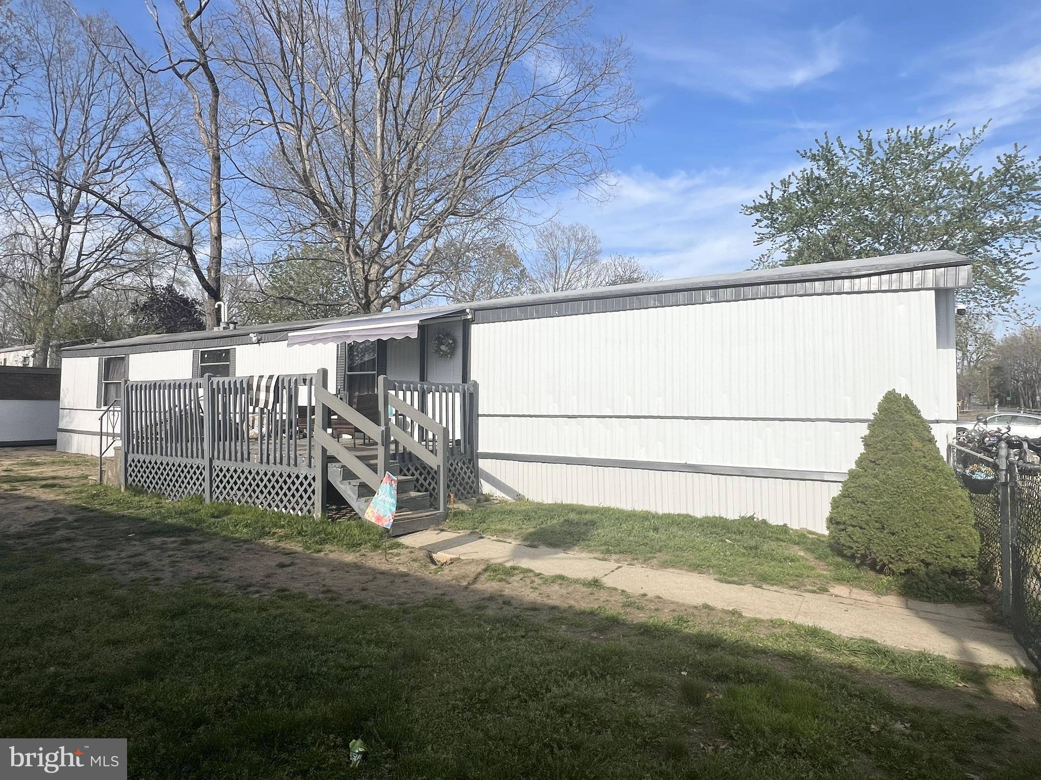Vineland, NJ 08360,800 COLLEGE DR #73