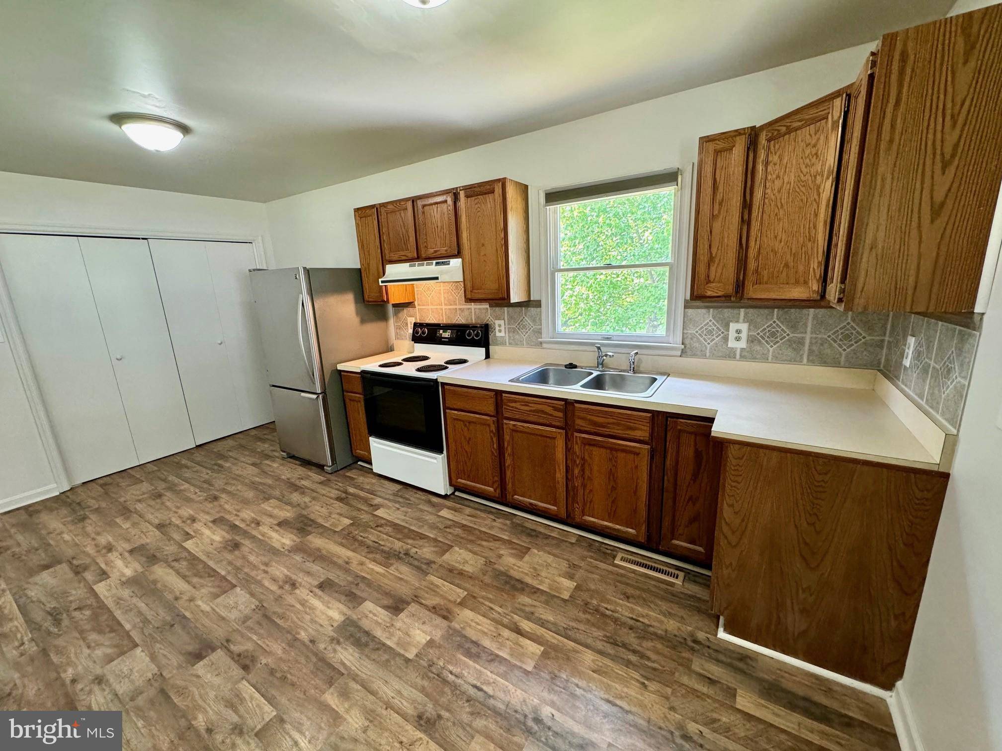Sumerduck, VA 22742,5207 SUMERDUCK RD