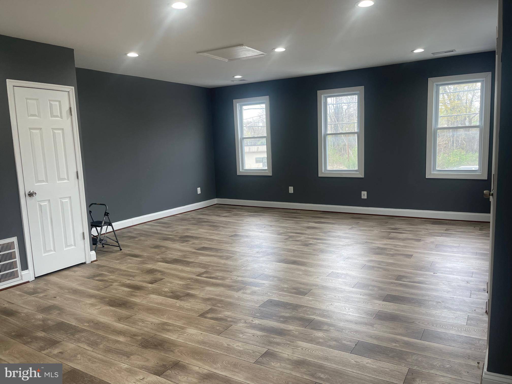 Owings Mills, MD 21117,10512 REISTERSTOWN