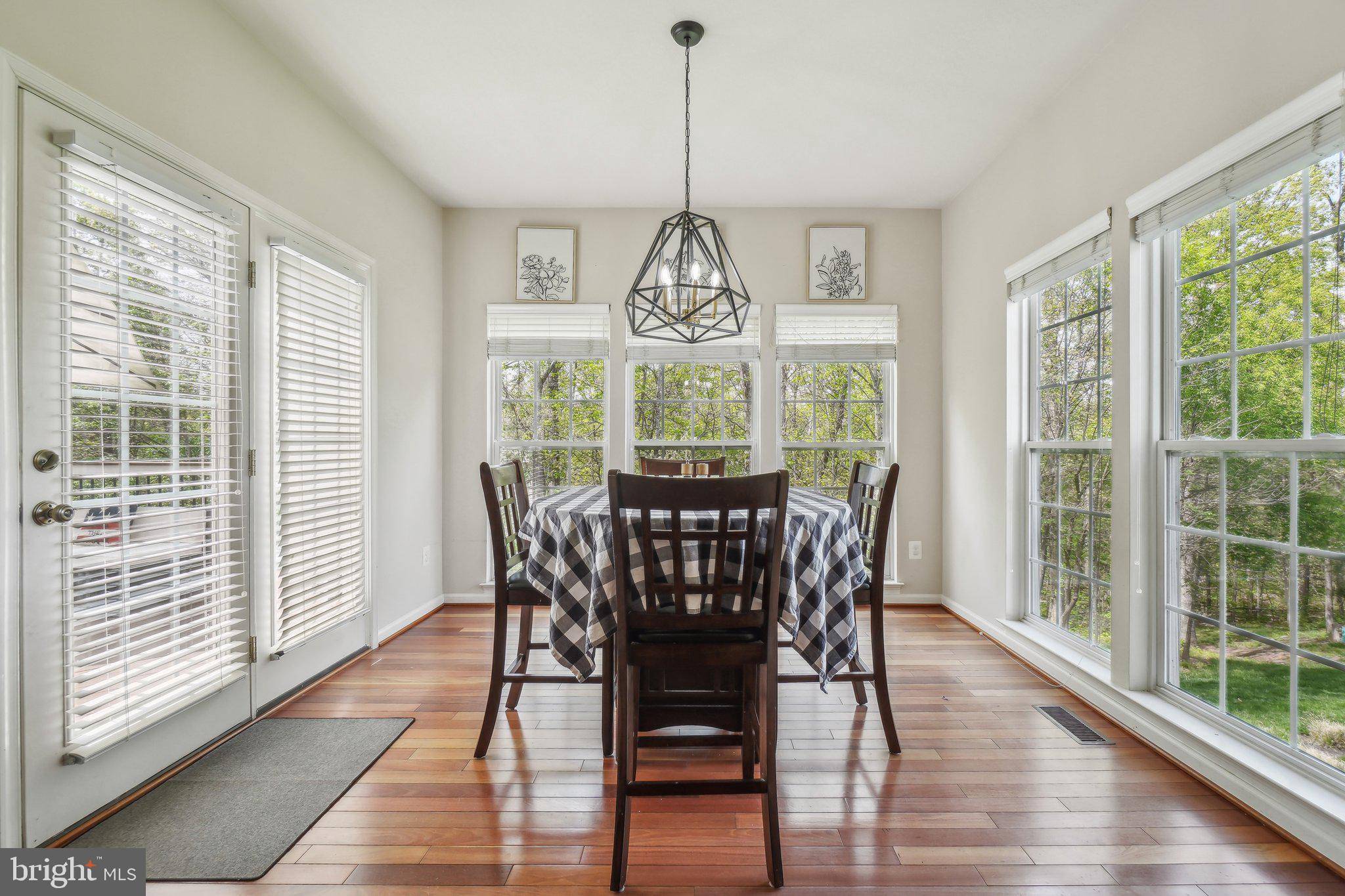 Gainesville, VA 20155,18119 CAMDENHURST DR