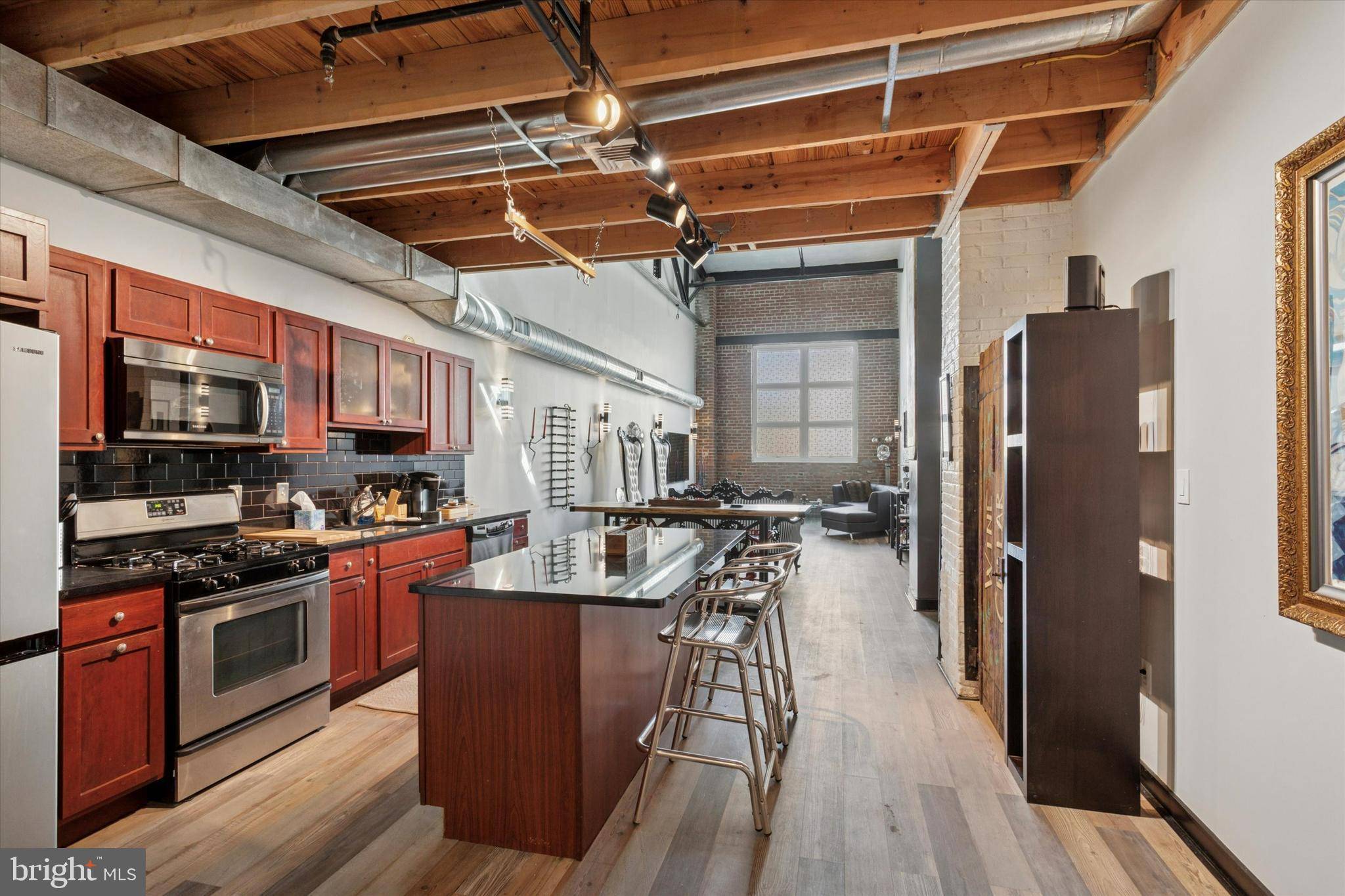 Philadelphia, PA 19123,810 N HANCOCK ST #5