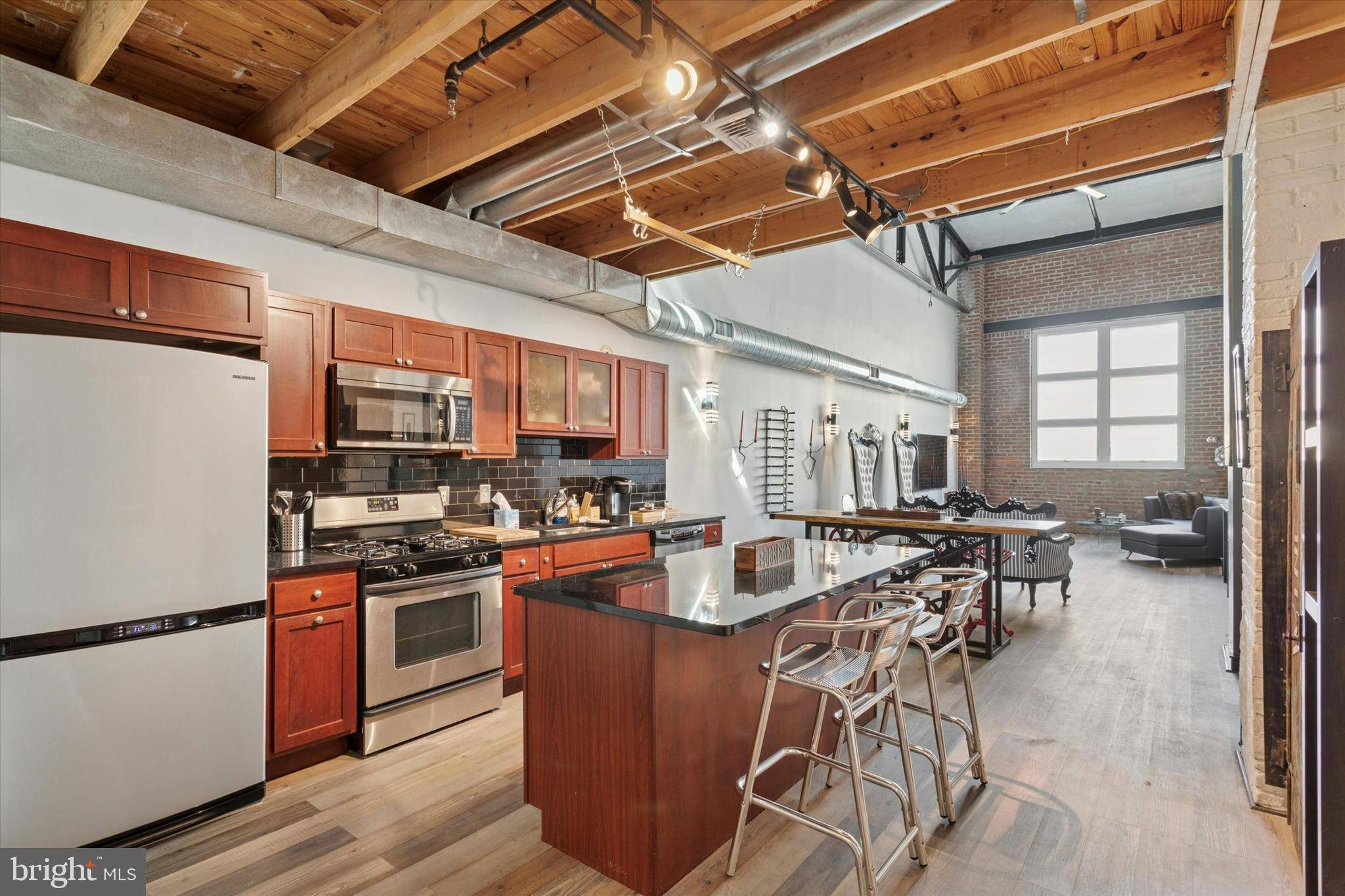 Philadelphia, PA 19123,810 N HANCOCK ST #5