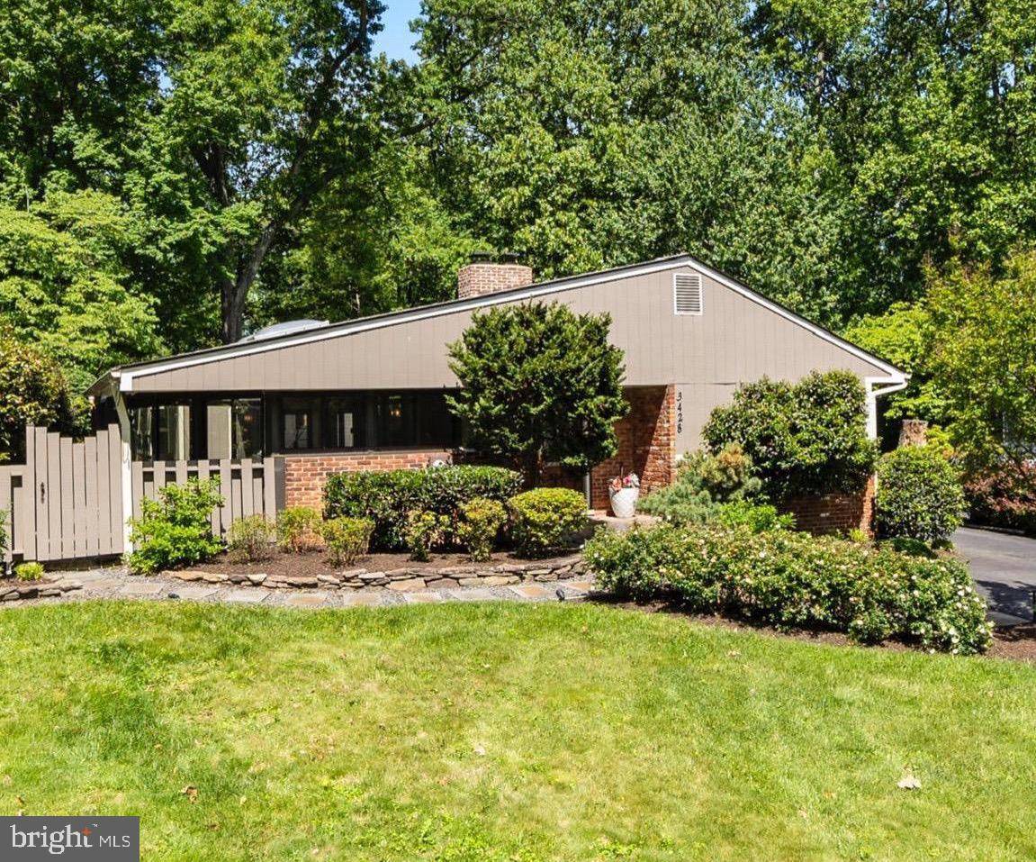 Falls Church, VA 22042,3428 EXECUTIVE AVE