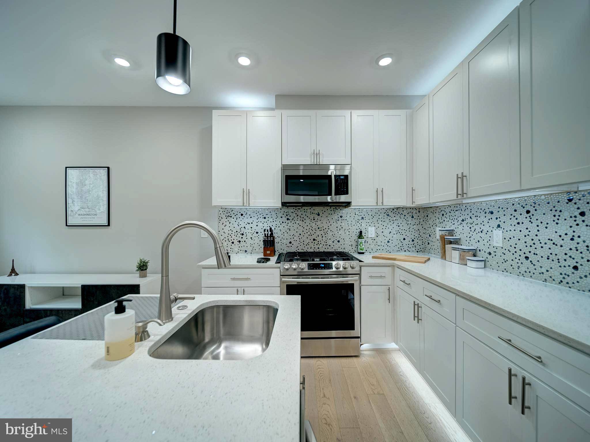 Washington, DC 20002,2109 M ST NE #5