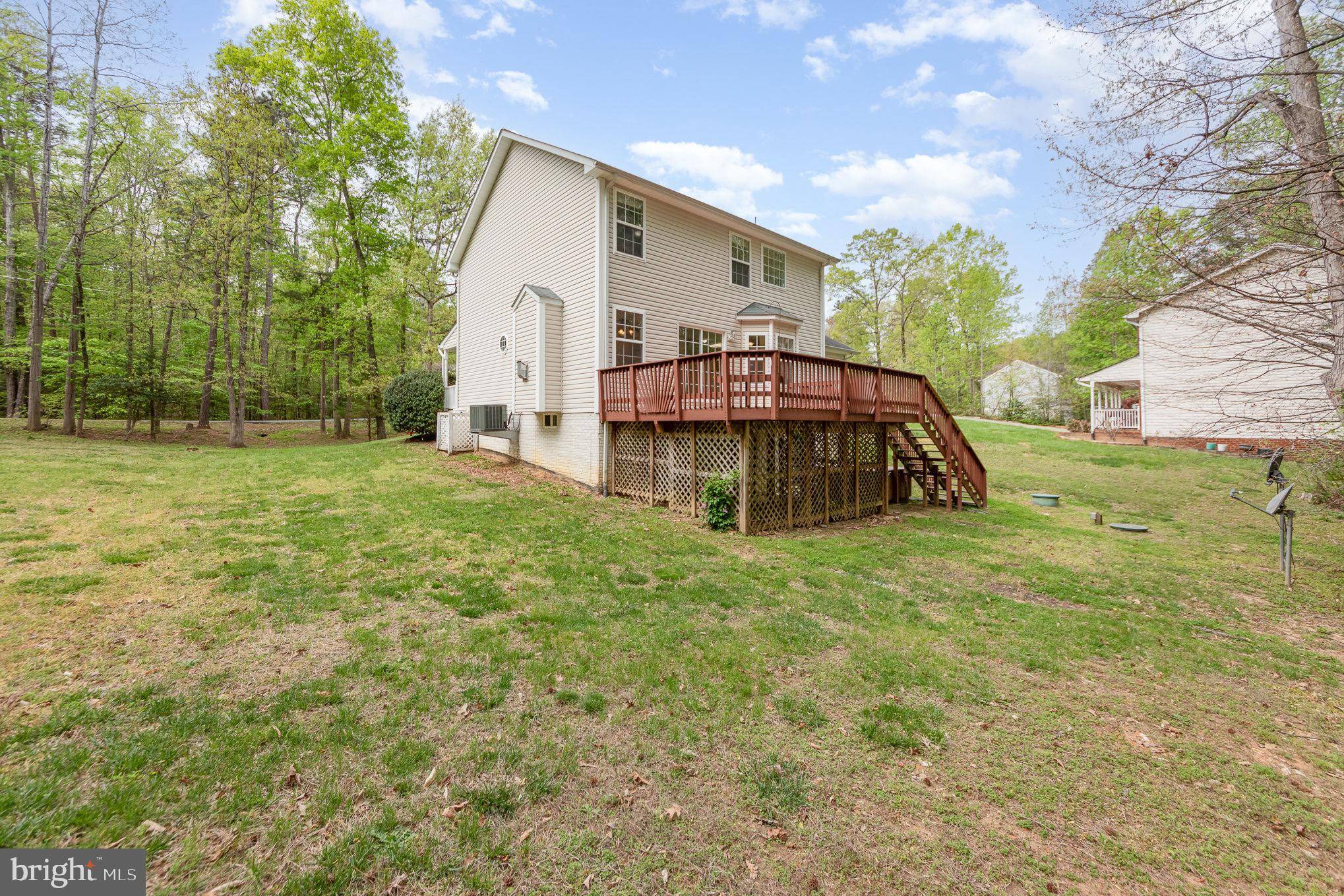 Ruther Glen, VA 22546,942 SWAN LN