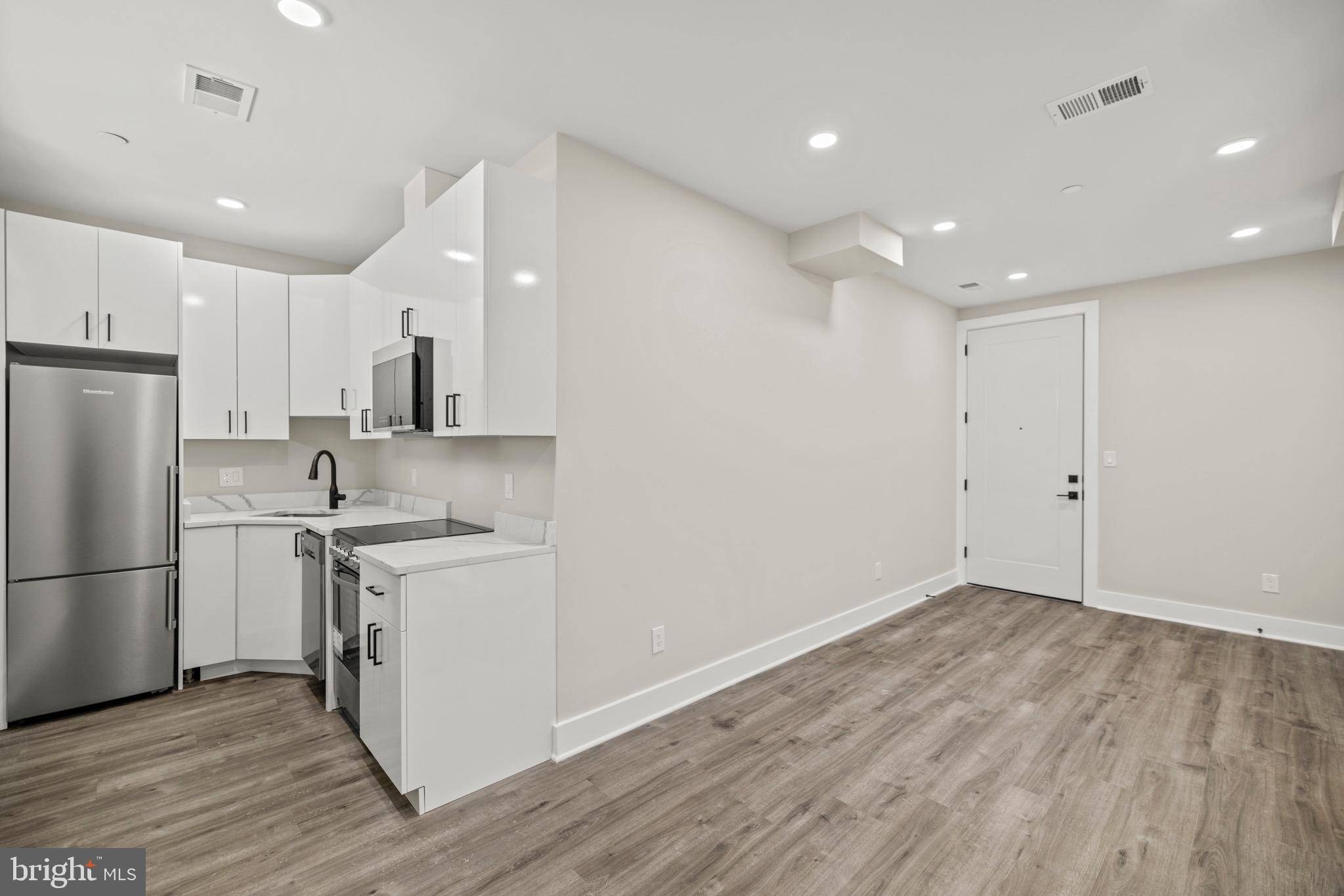 Washington, DC 20002,824 18TH ST NE #UNIT 102