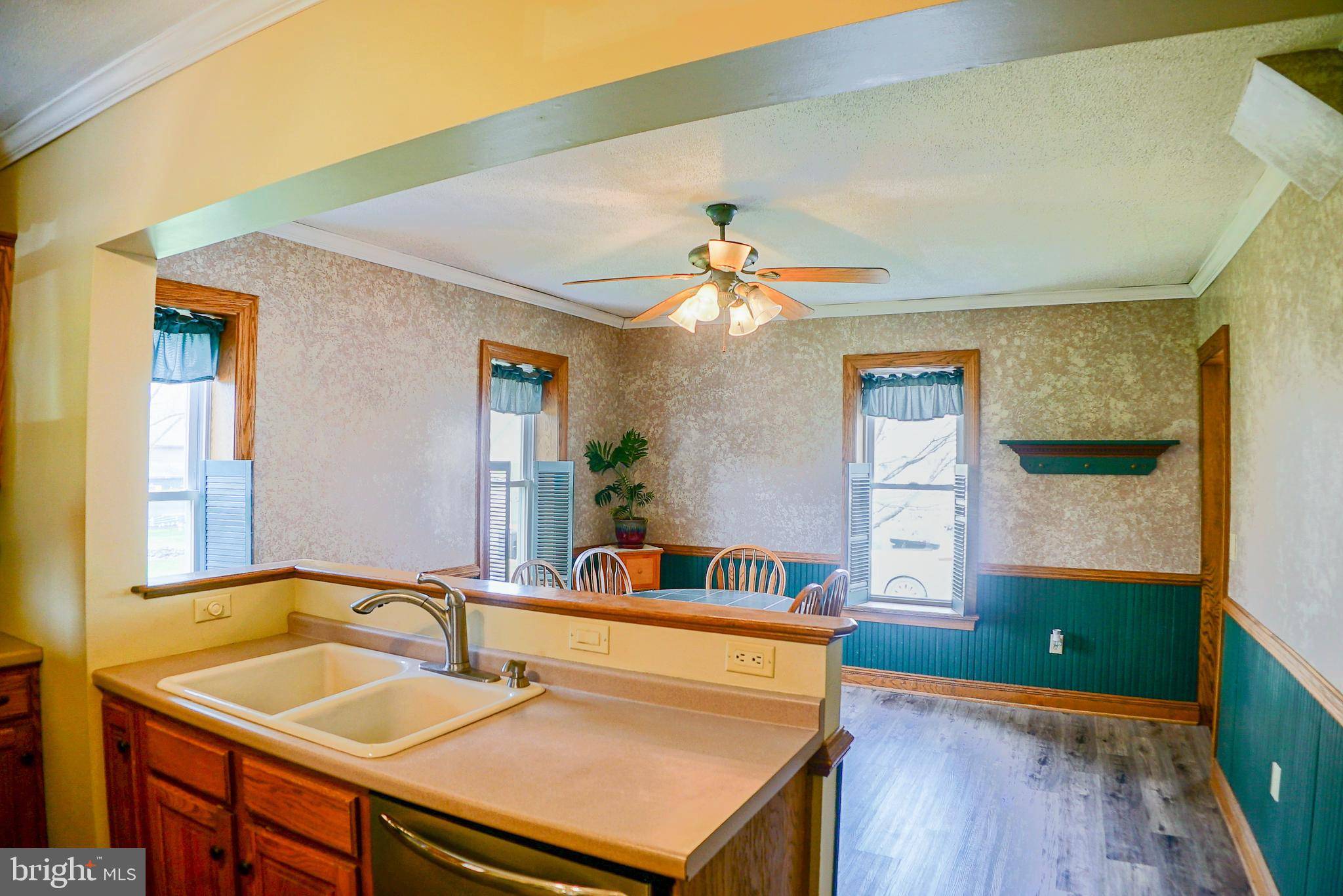 Howard, PA 16841,402 WALNUT ST