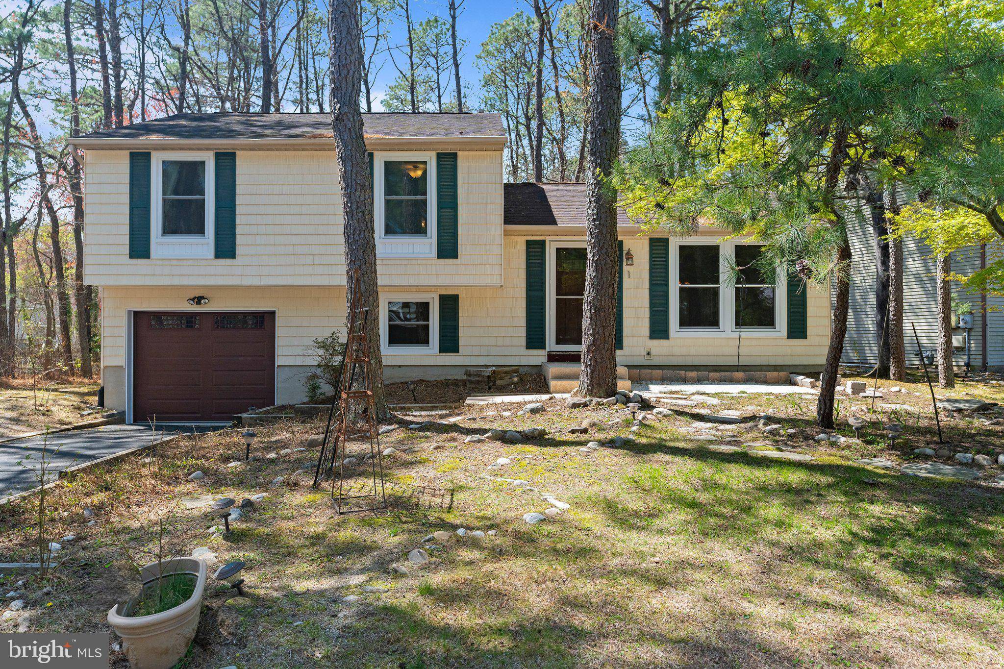 Marlton, NJ 08053,1 HADDON CT W
