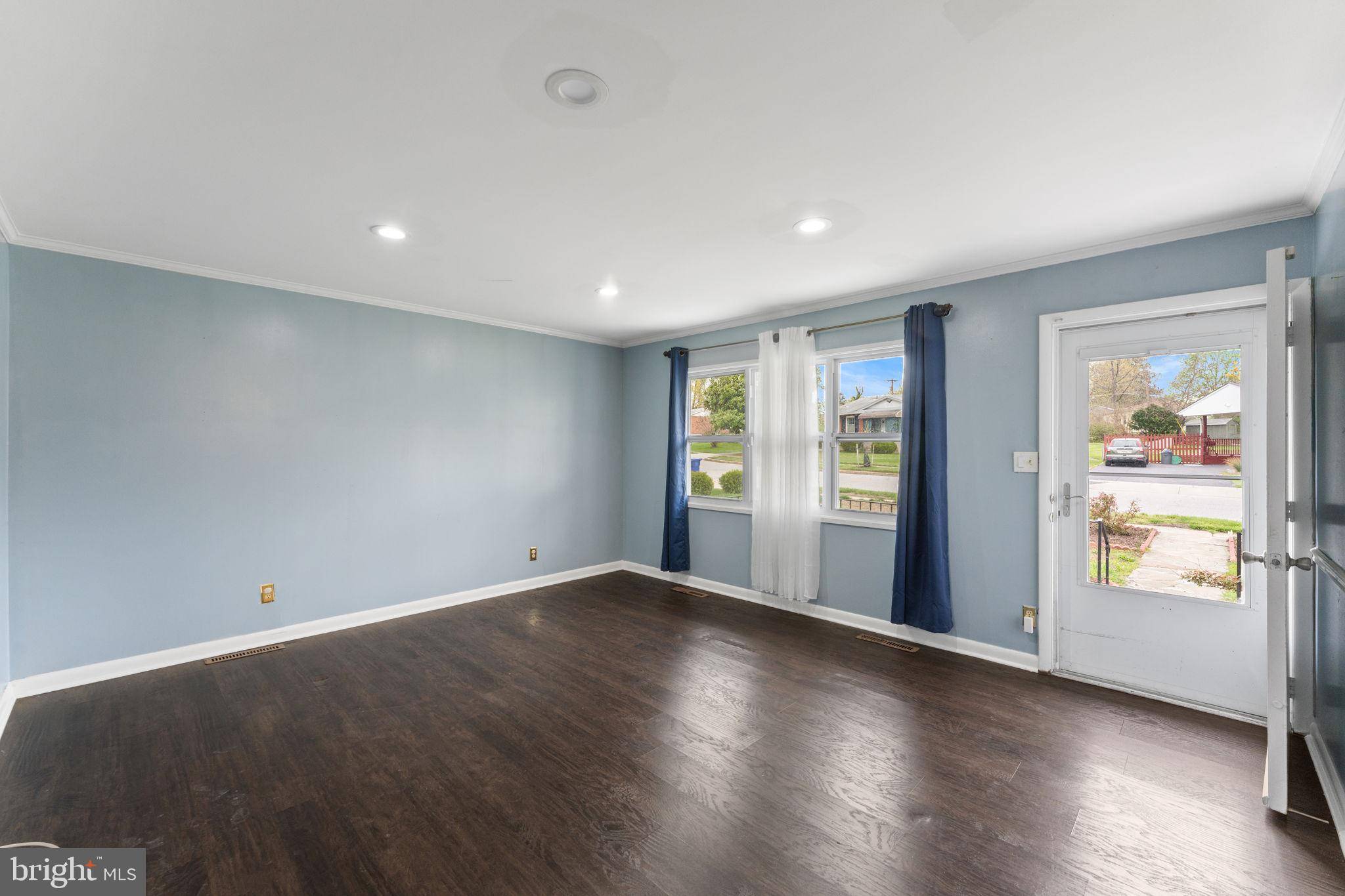 Reisterstown, MD 21136,924 LINDELLEN AVE