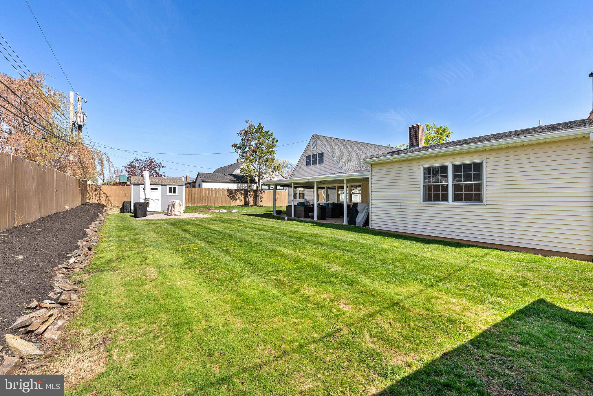 Levittown, PA 19056,48 SILVERBELL RD