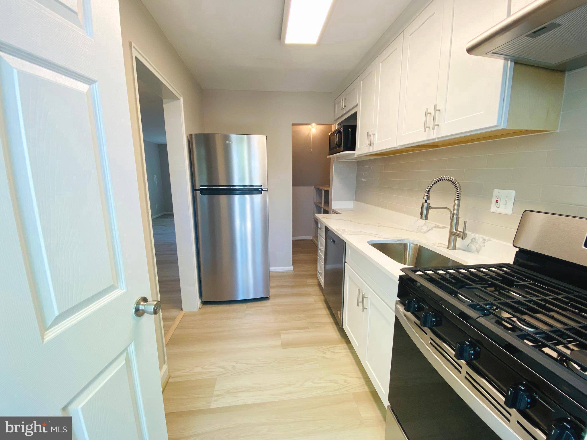 Arlington, VA 22204,2909 16TH RD S #B