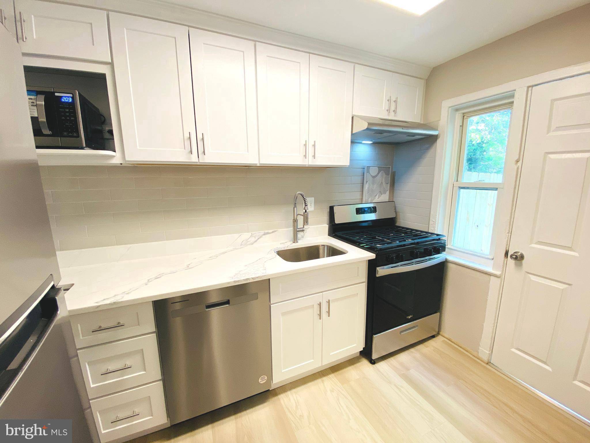 Arlington, VA 22204,2909 16TH RD S #B