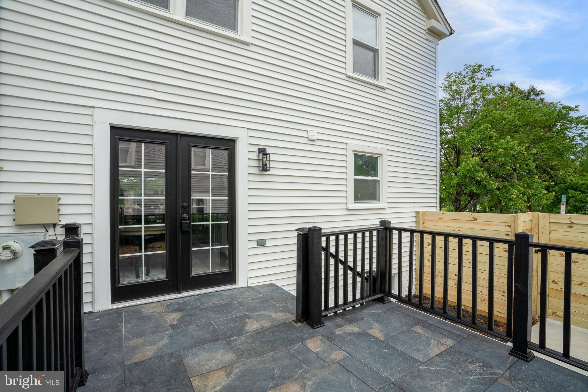 Arlington, VA 22201,3838 13TH ST N