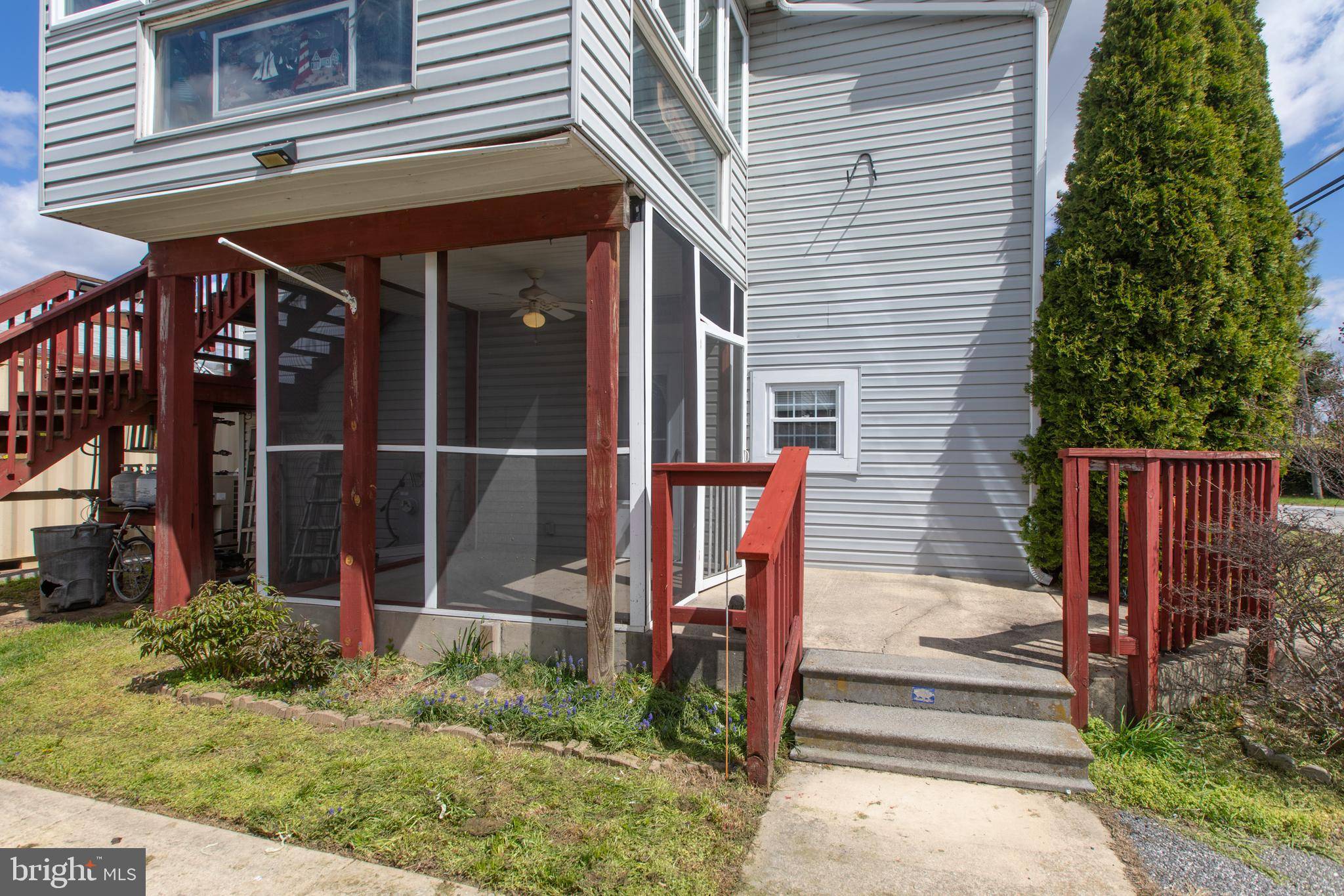 Baltimore, MD 21222,3937 GLENHURST RD